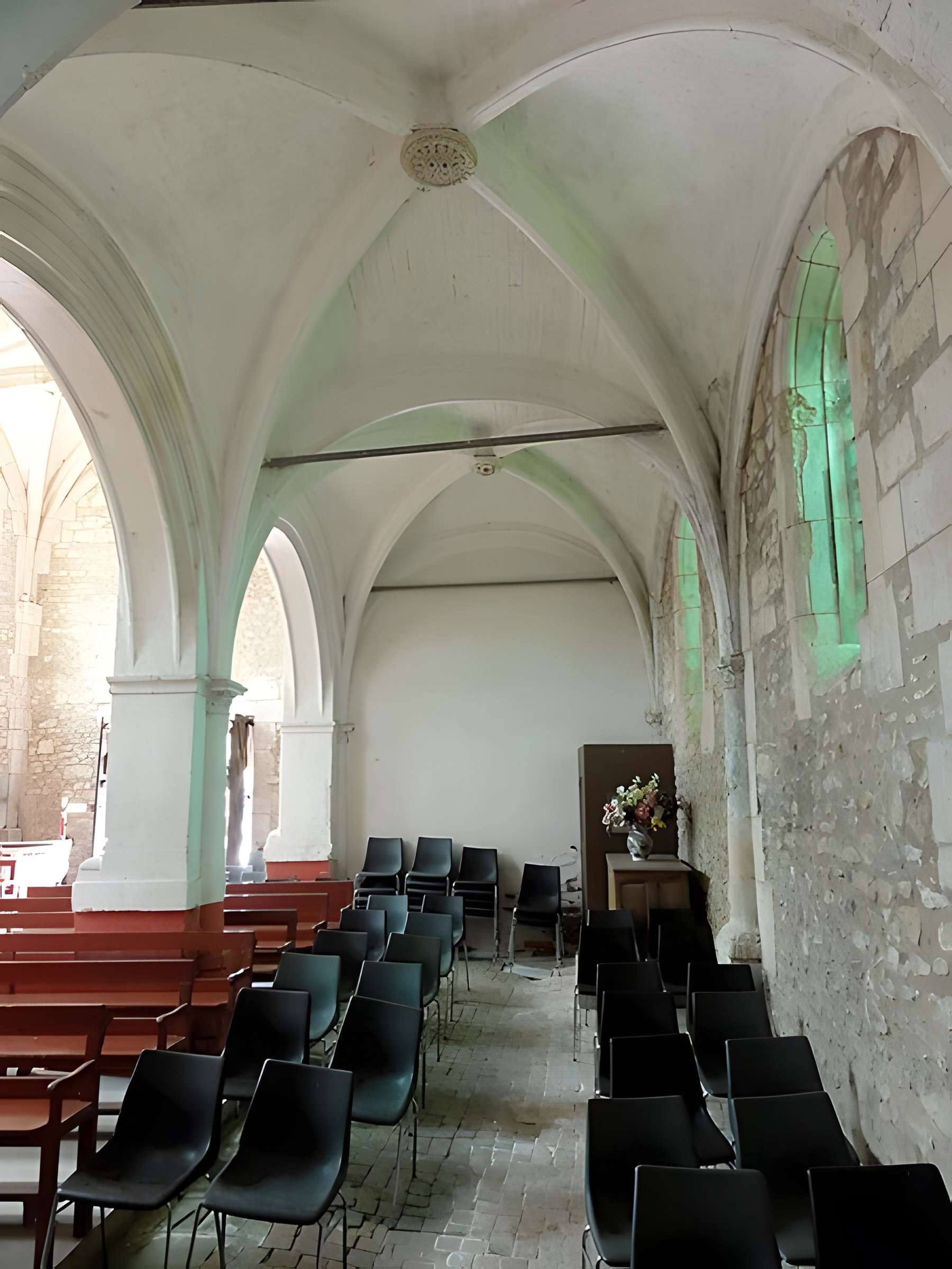 Église Saint-Denis de Berville