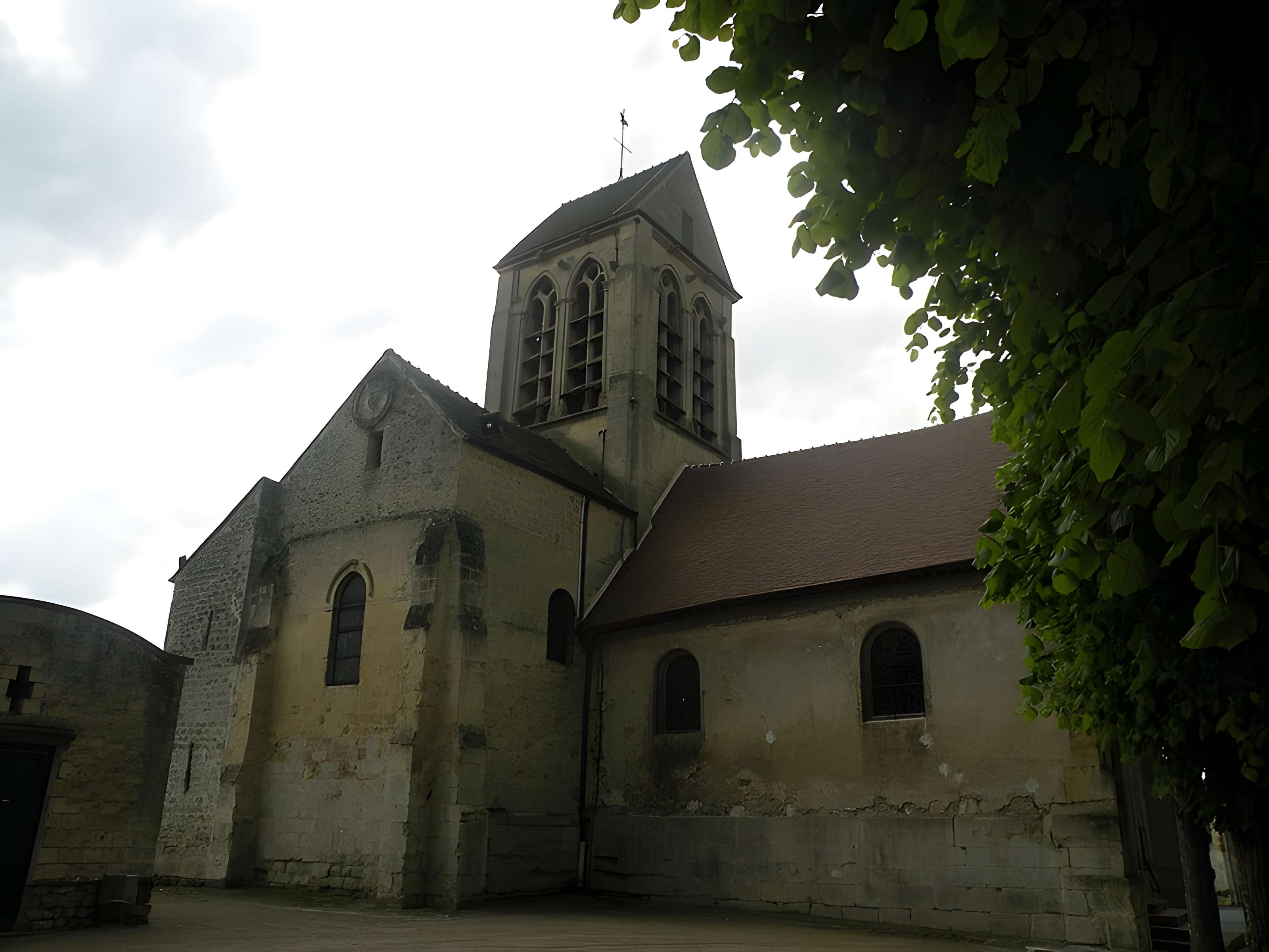 Église Saint-Denis de Jouy-le-Comte