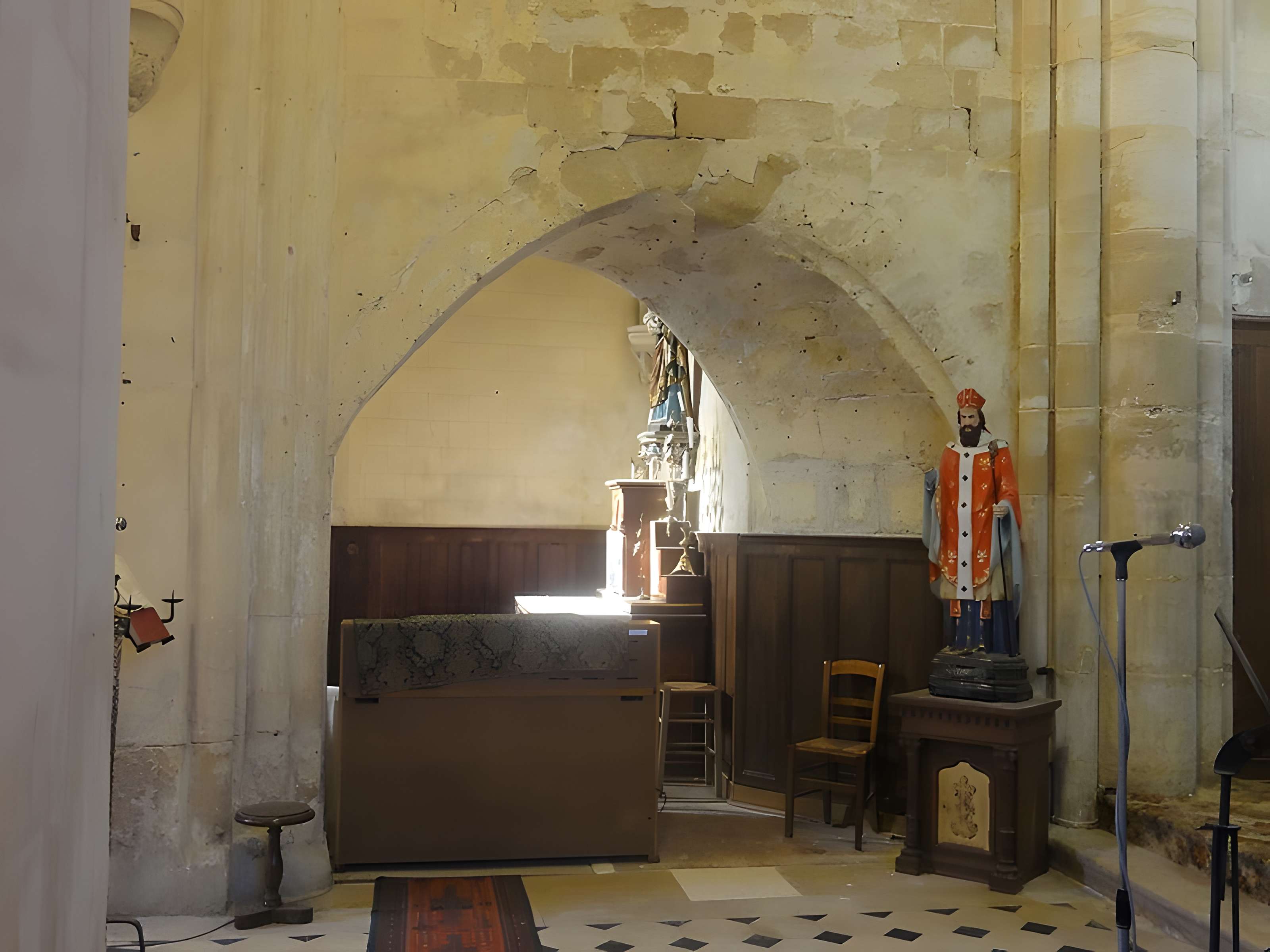Église Saint-Denis de Jouy-le-Comte