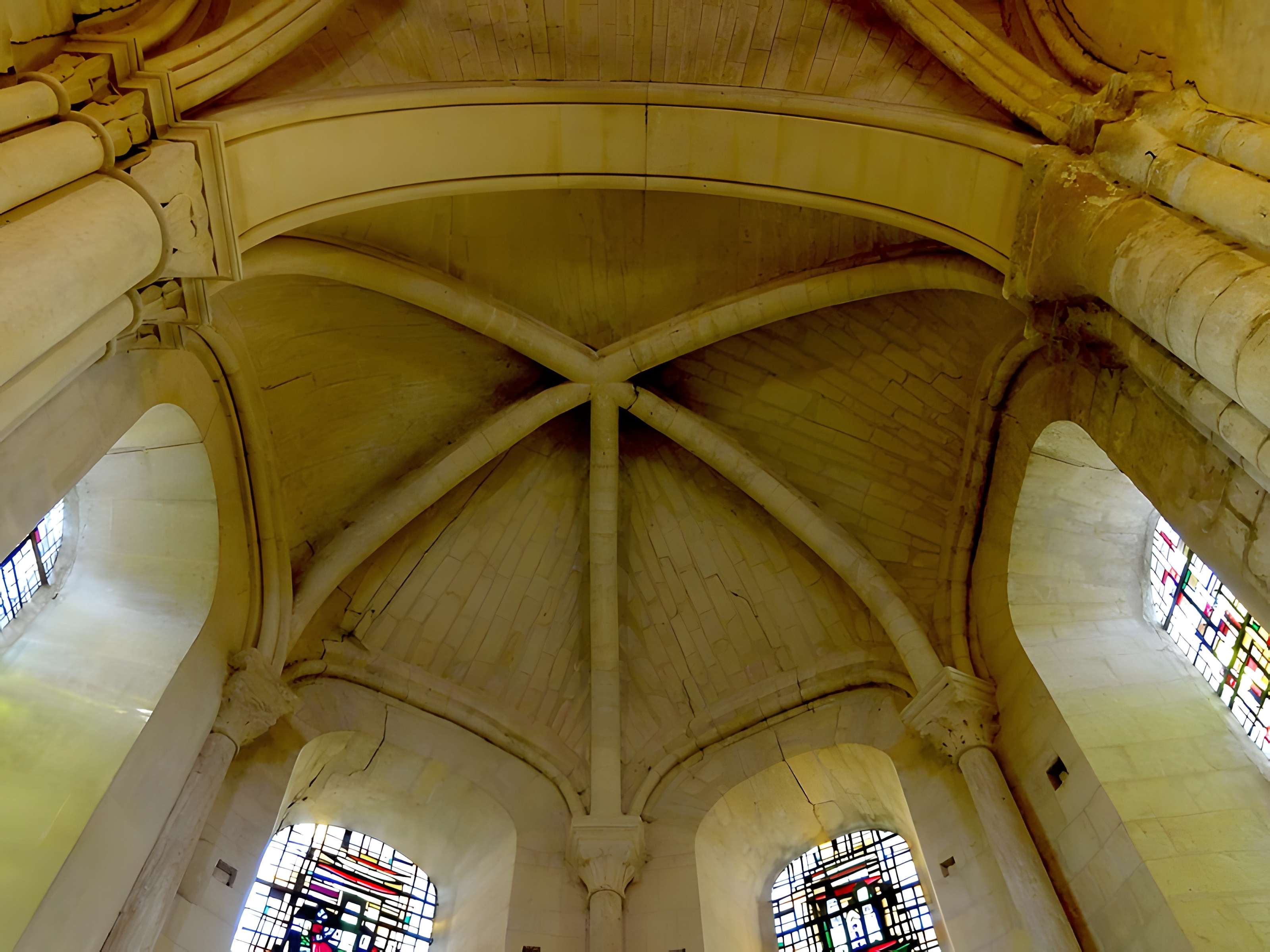 Église Saint-Denis de Jouy-le-Comte