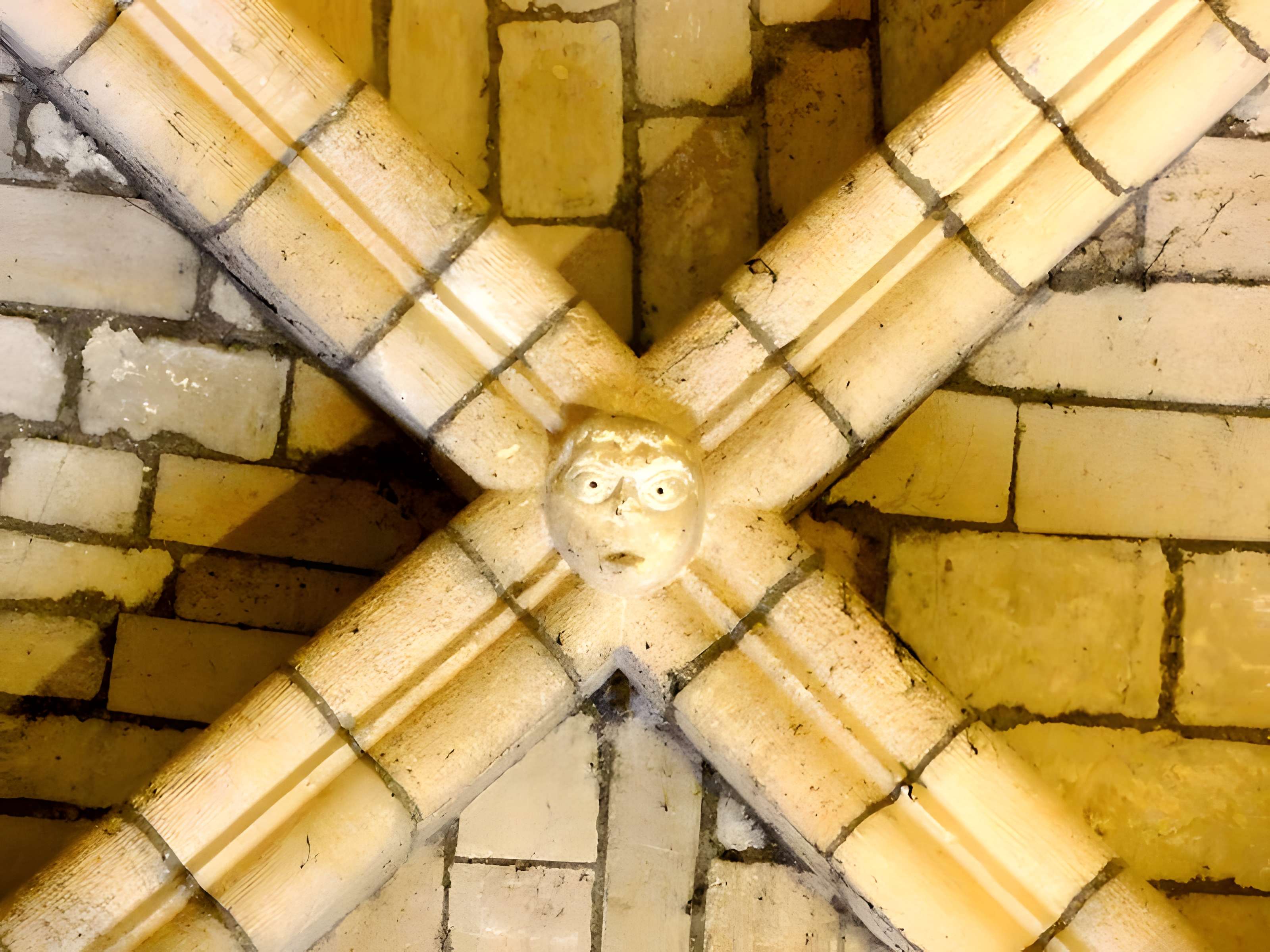 Église Saint-Denis de Jouy-le-Comte