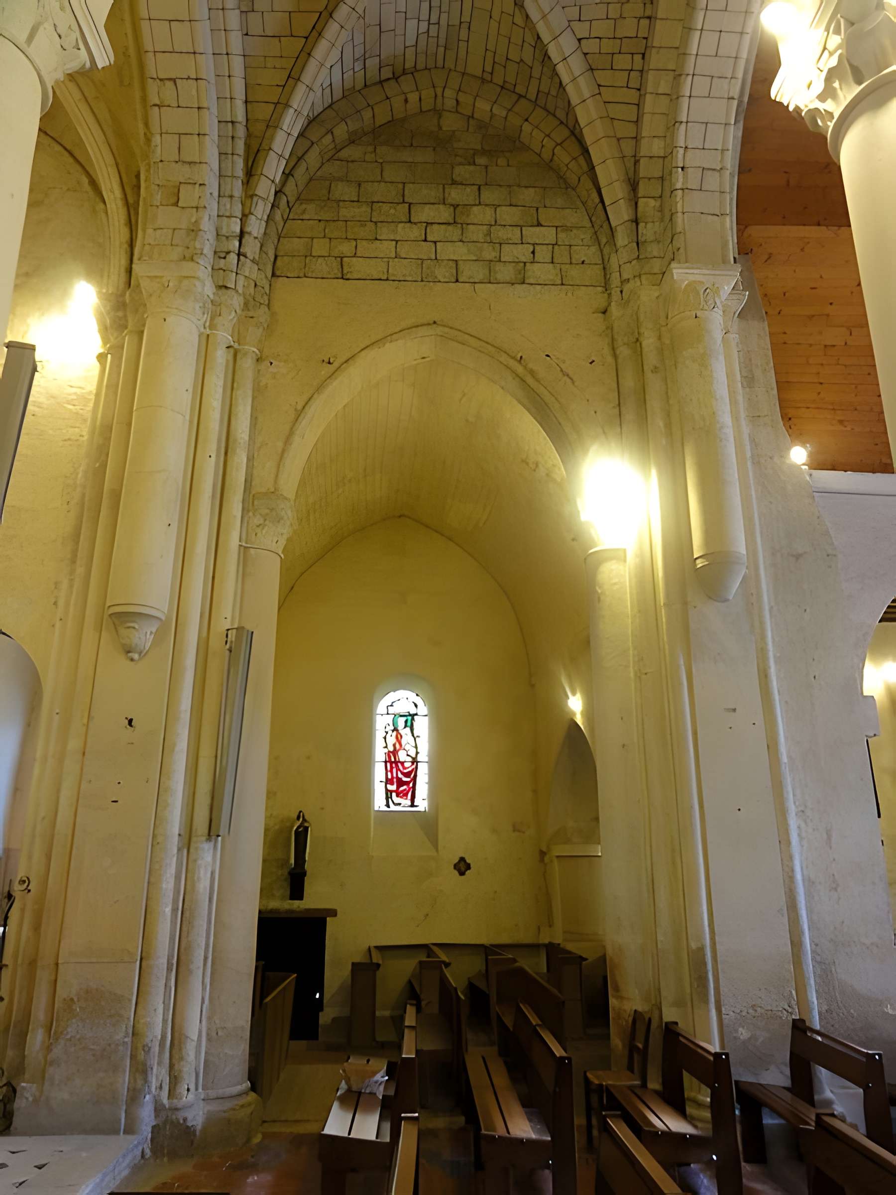 Église Saint-Denis de Jouy-le-Comte