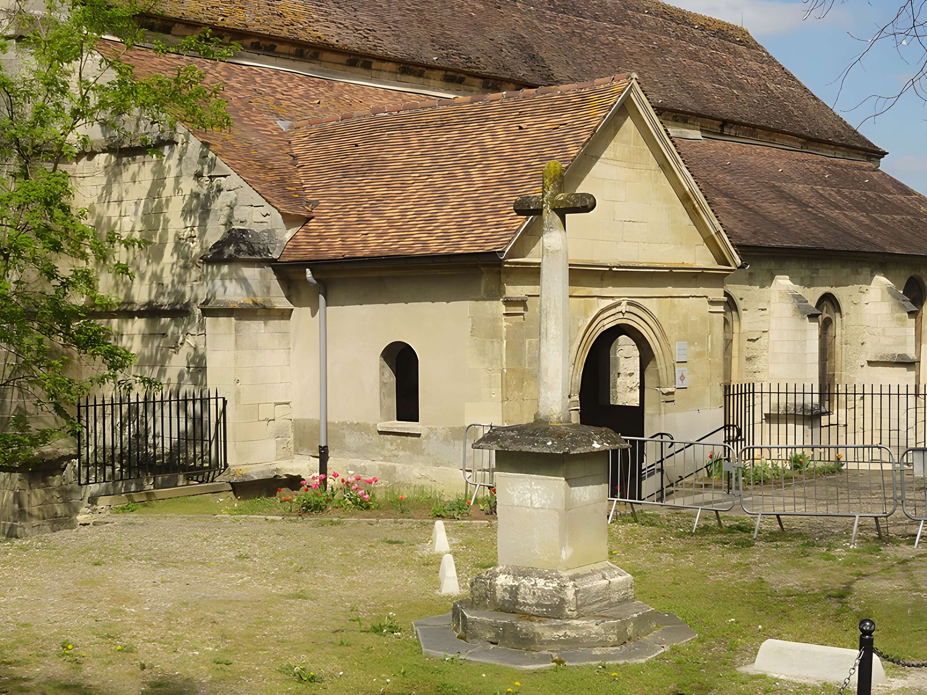Église Saint-Denis de Méry-sur-Oise