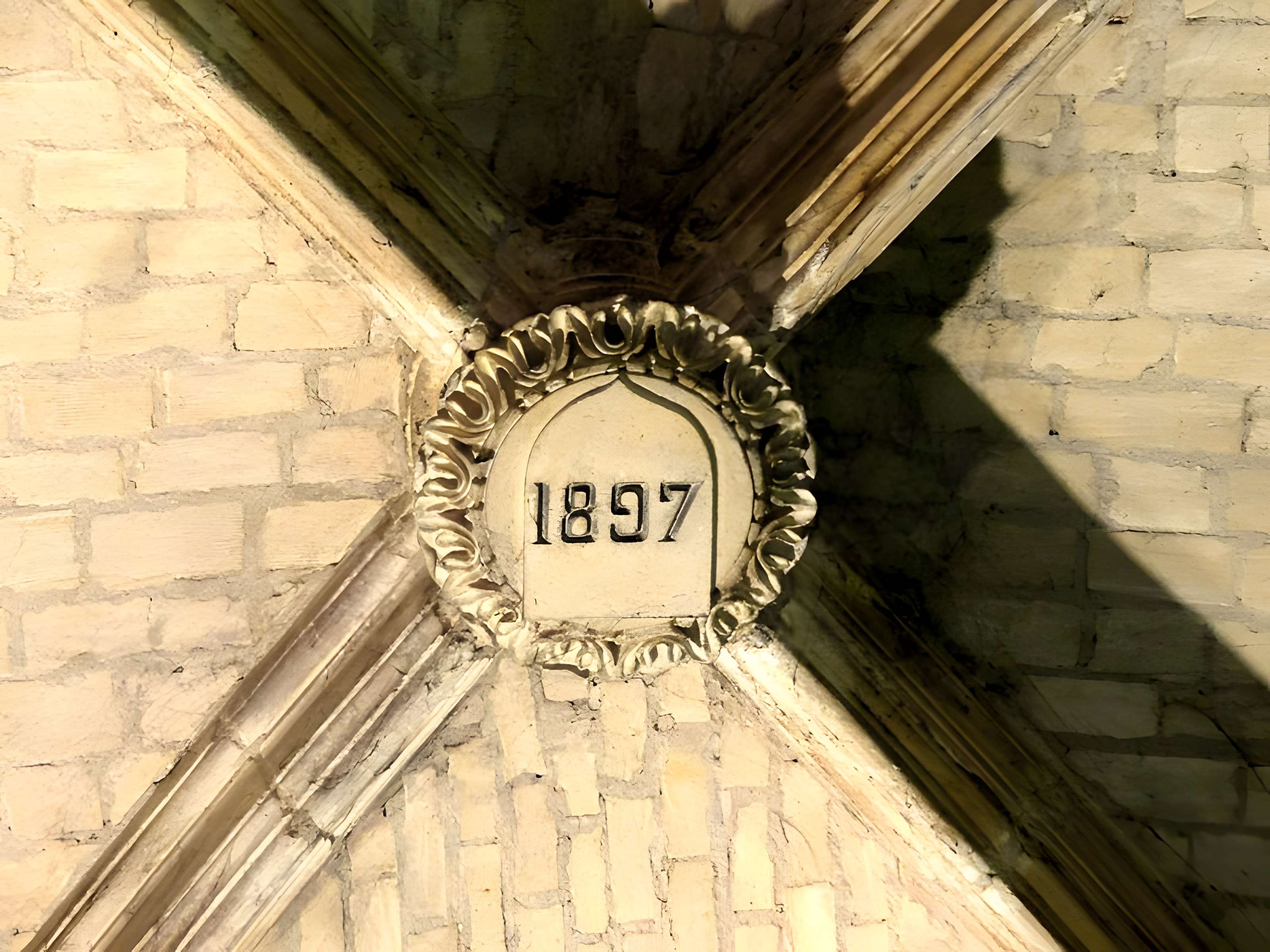 Église Saint-Denis de Méry-sur-Oise