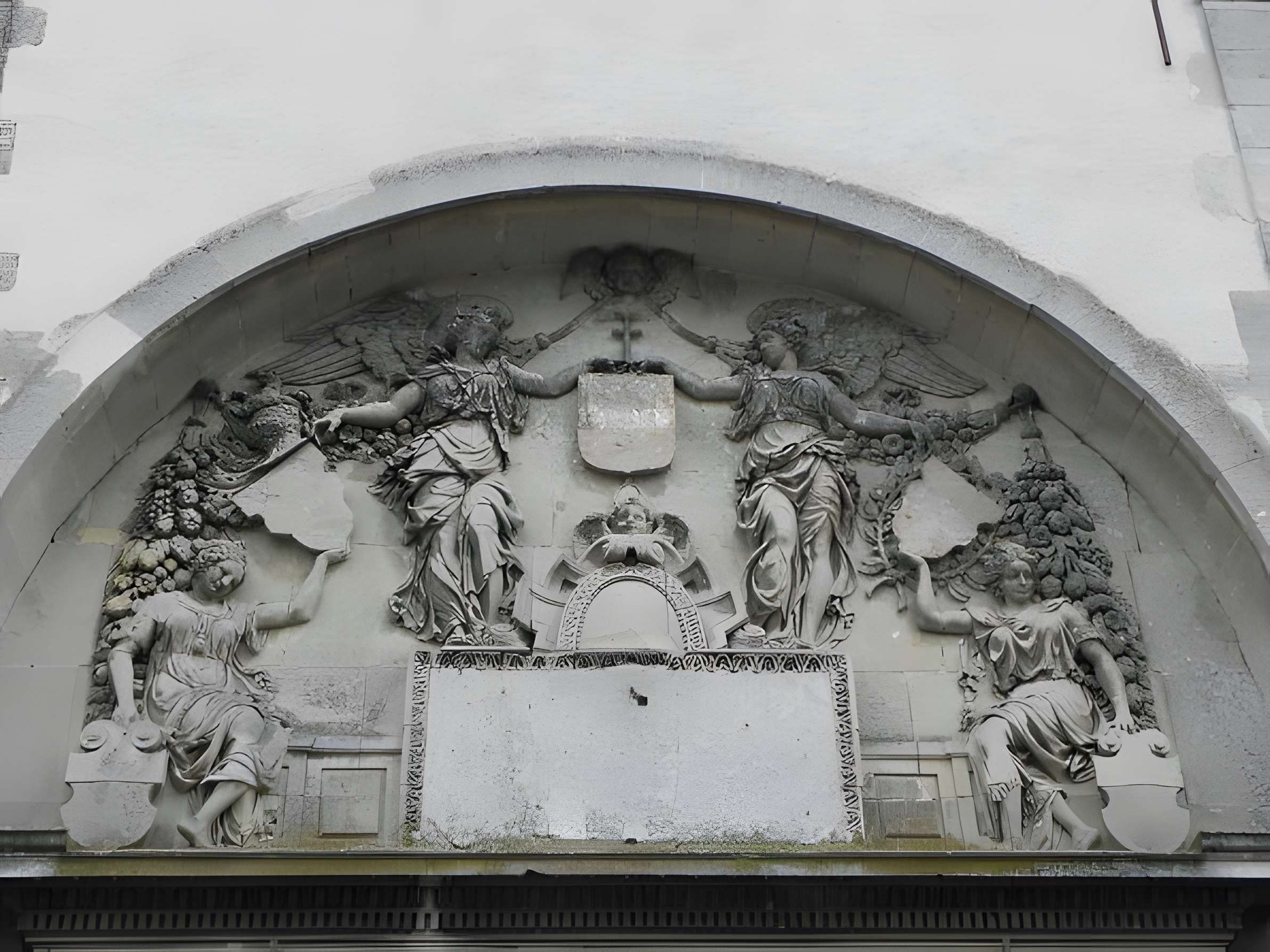 Église Saint-Denis de Nantouillet