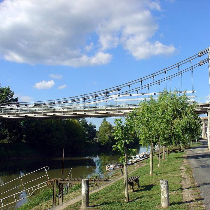 Photo de Église Saint-Denis de Saint-Denis-de-Pile