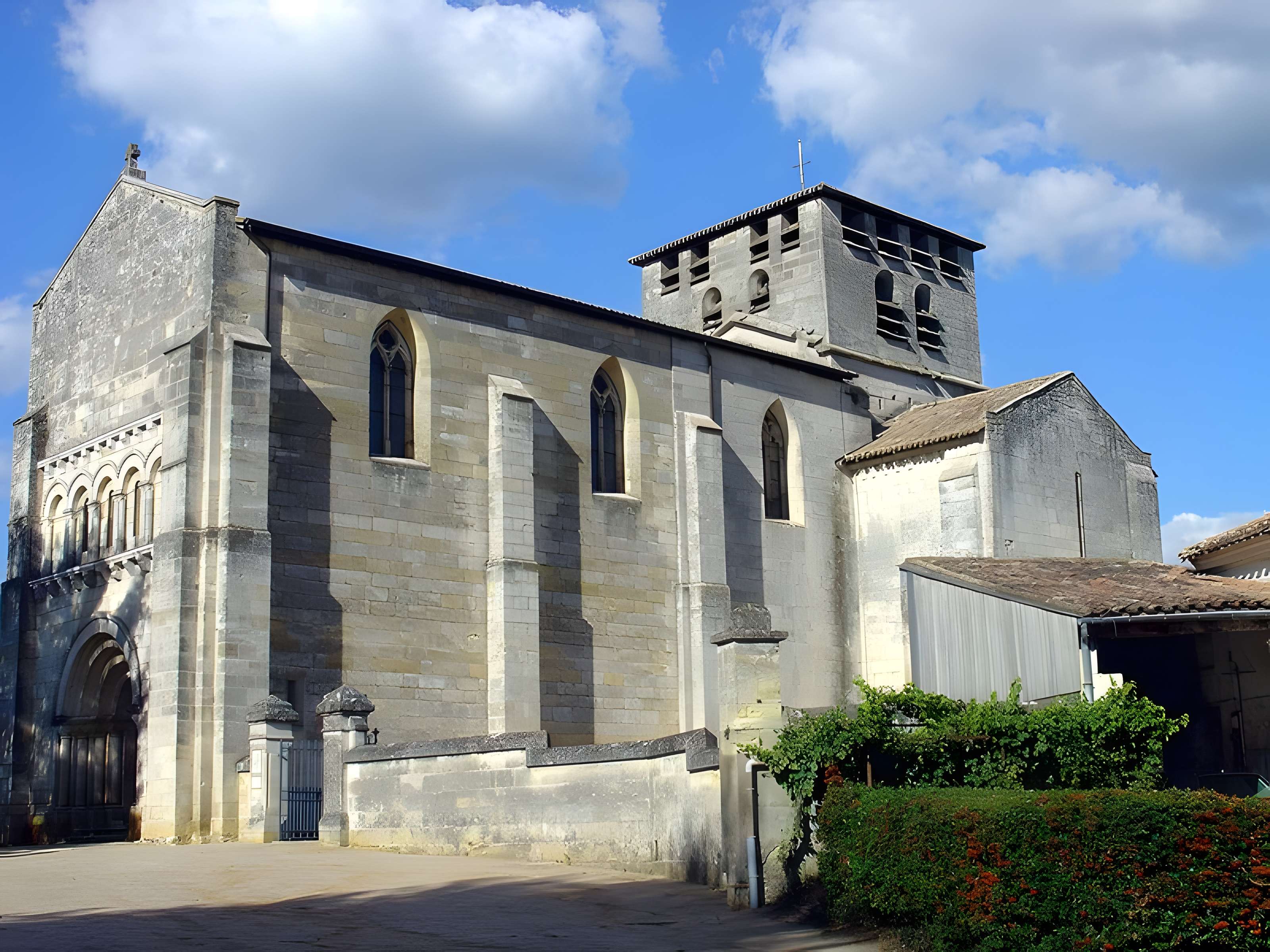 Église Saint-Denis de Saint-Denis-de-Pile 