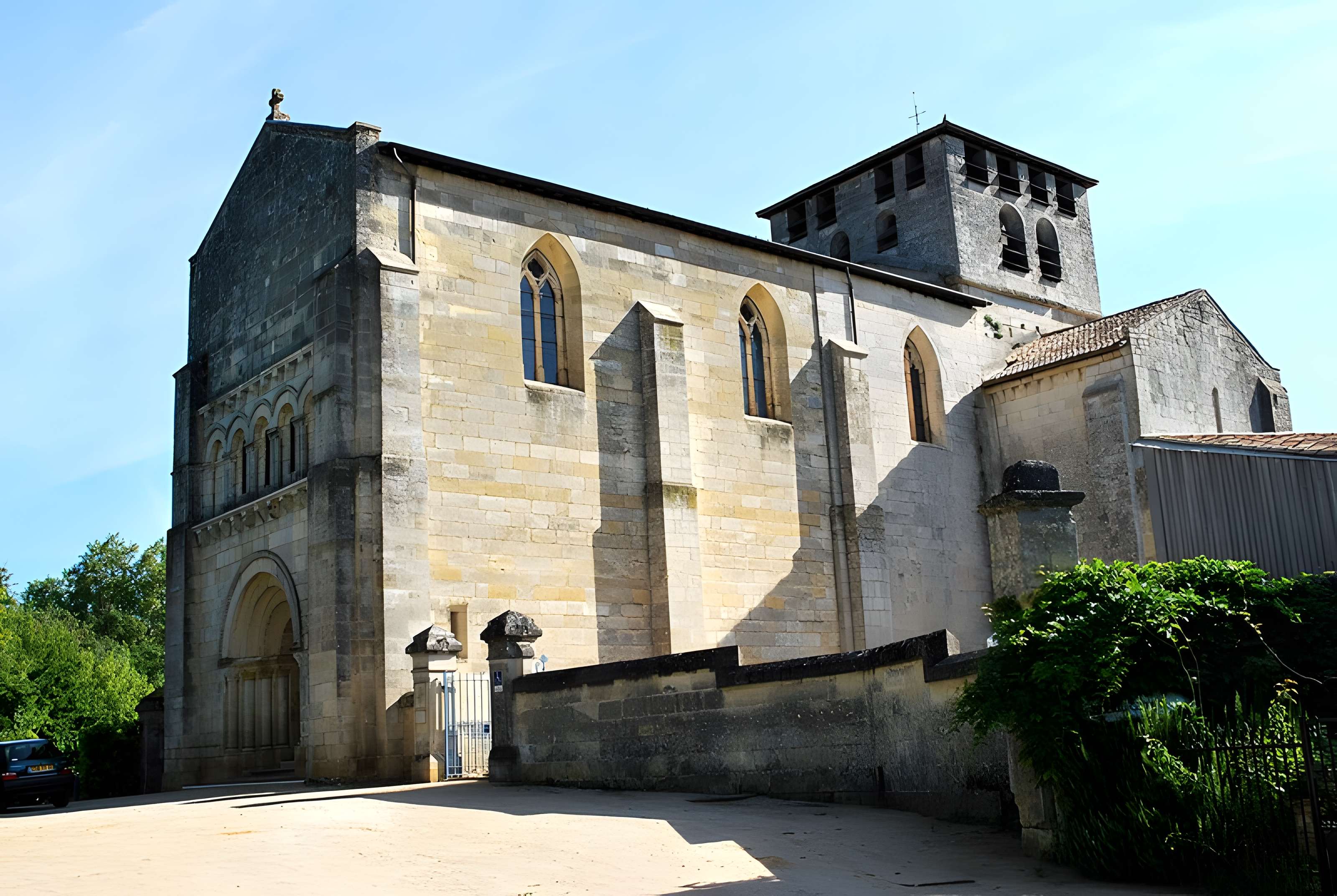 Église Saint-Denis de Saint-Denis-de-Pile