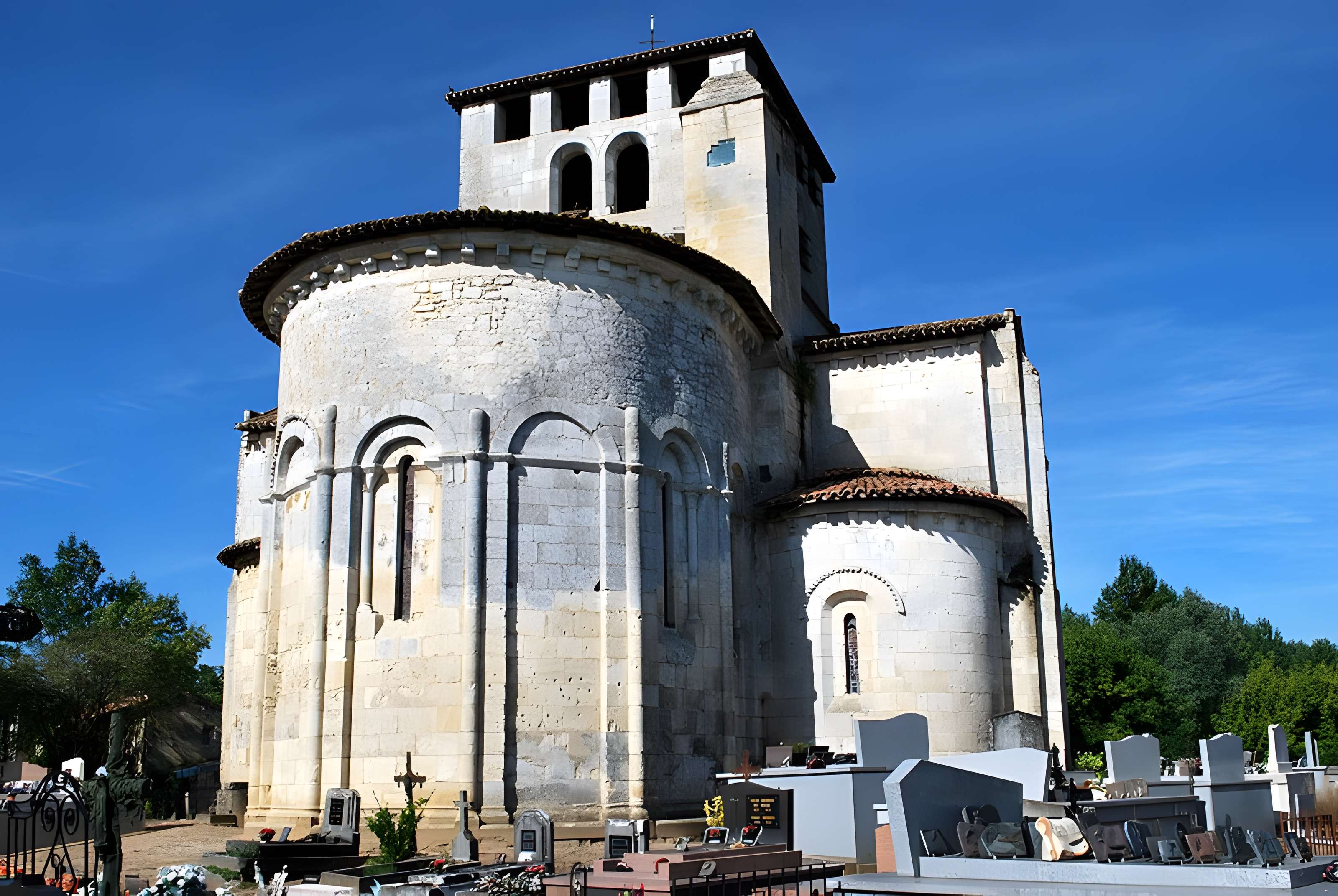 Église Saint-Denis de Saint-Denis-de-Pile