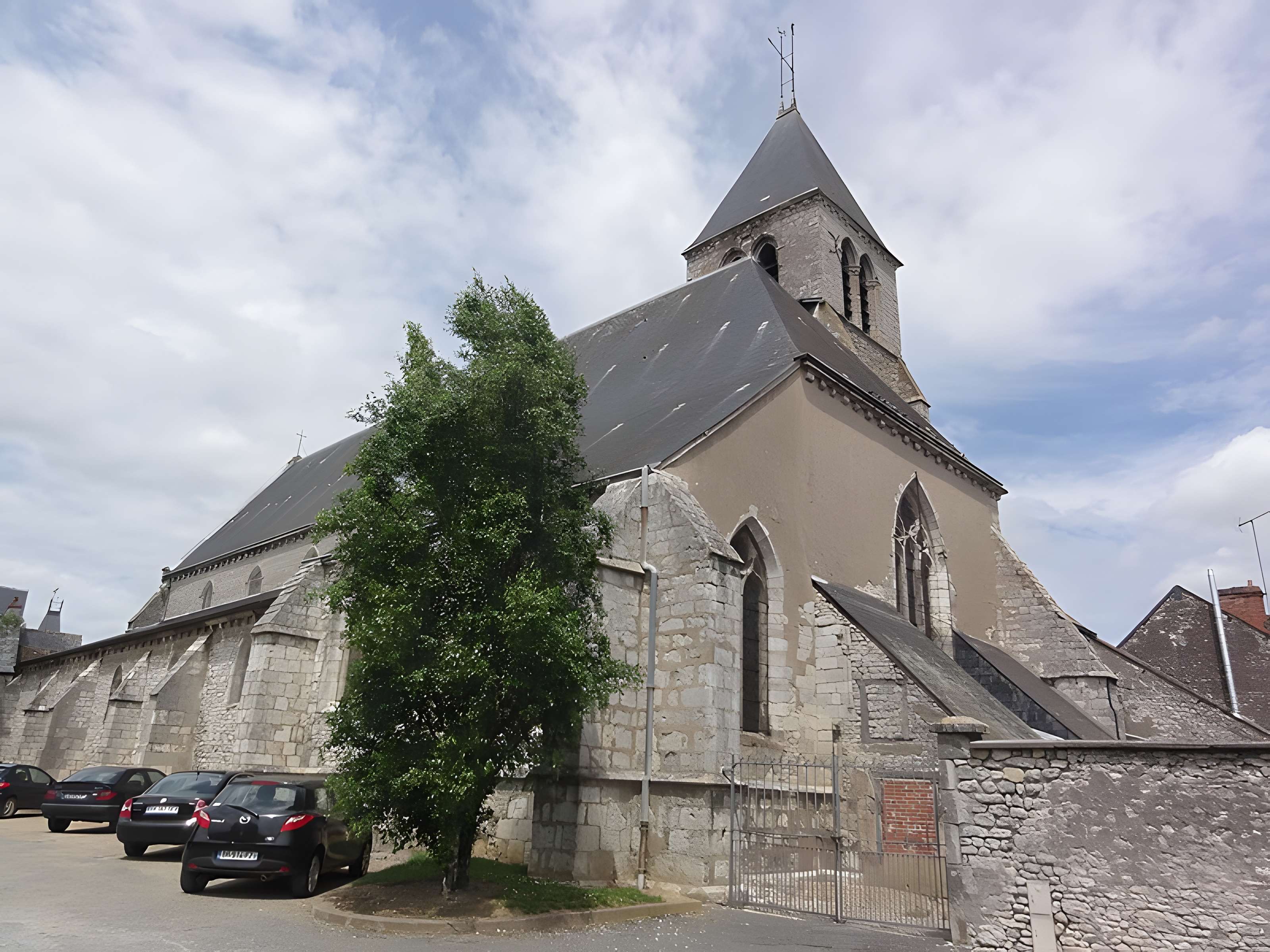 Église Saint-Denis de Toury