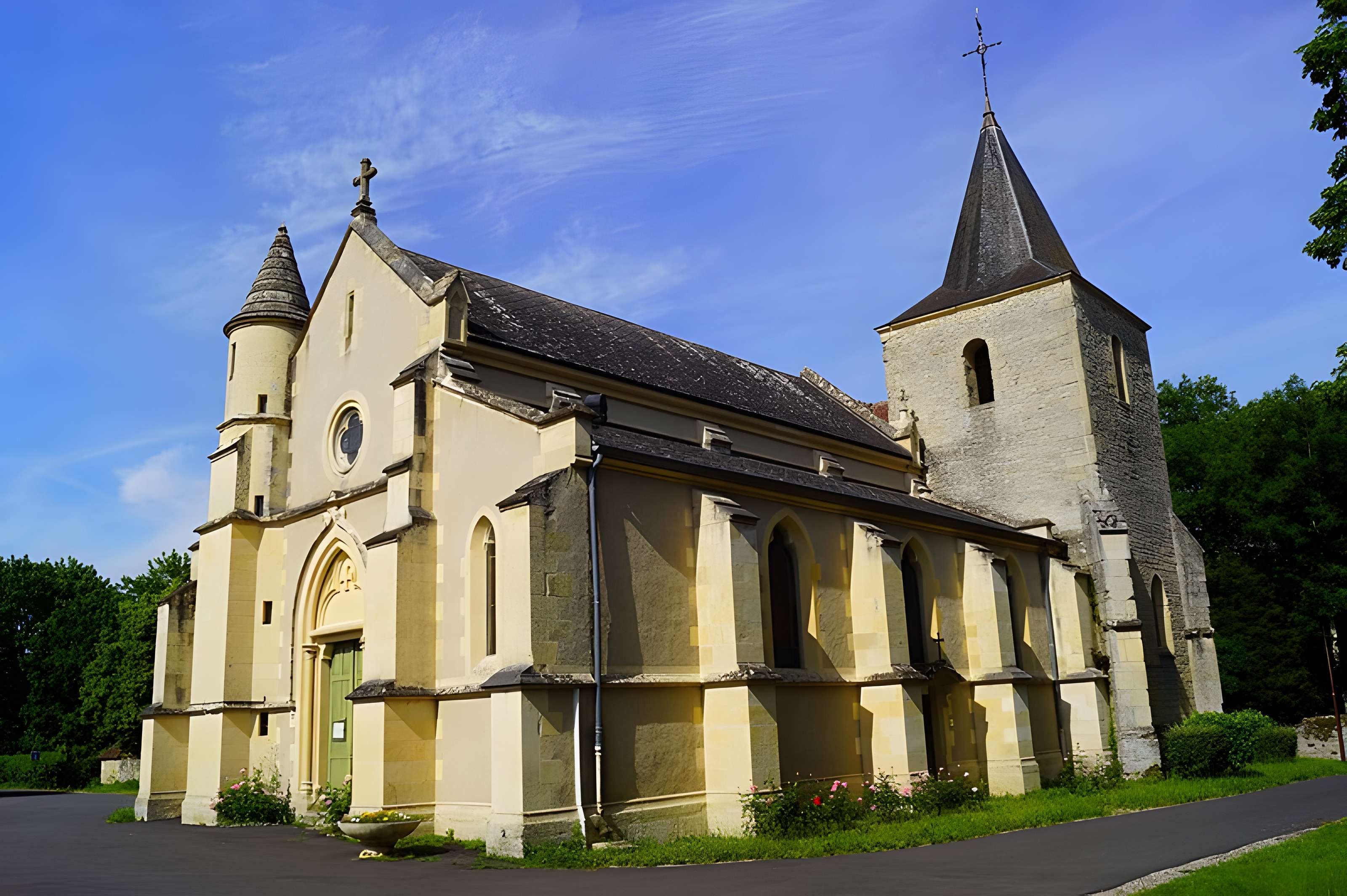Église Saint-Denis d'Urzy