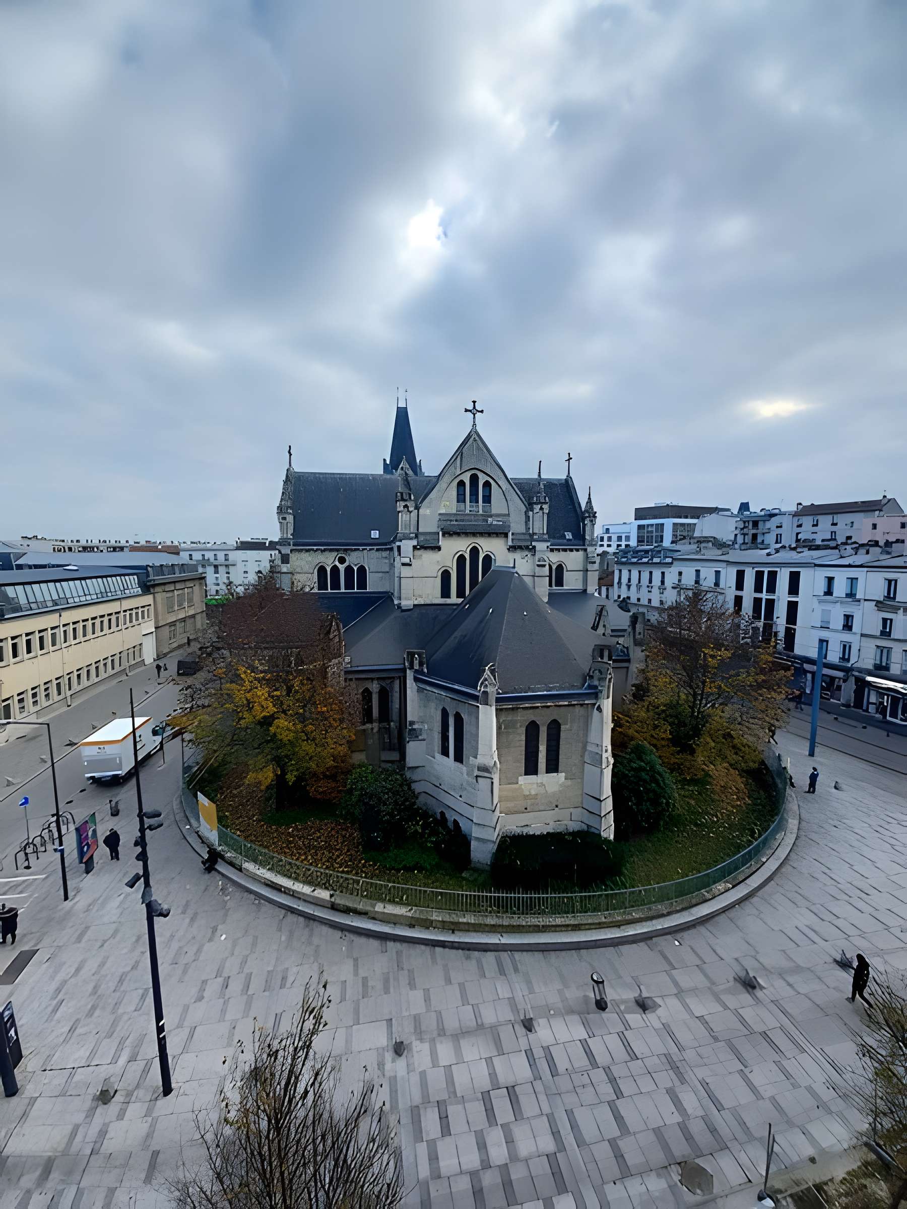 Église Saint-Denis-de-l'Estrée de Saint-Denis