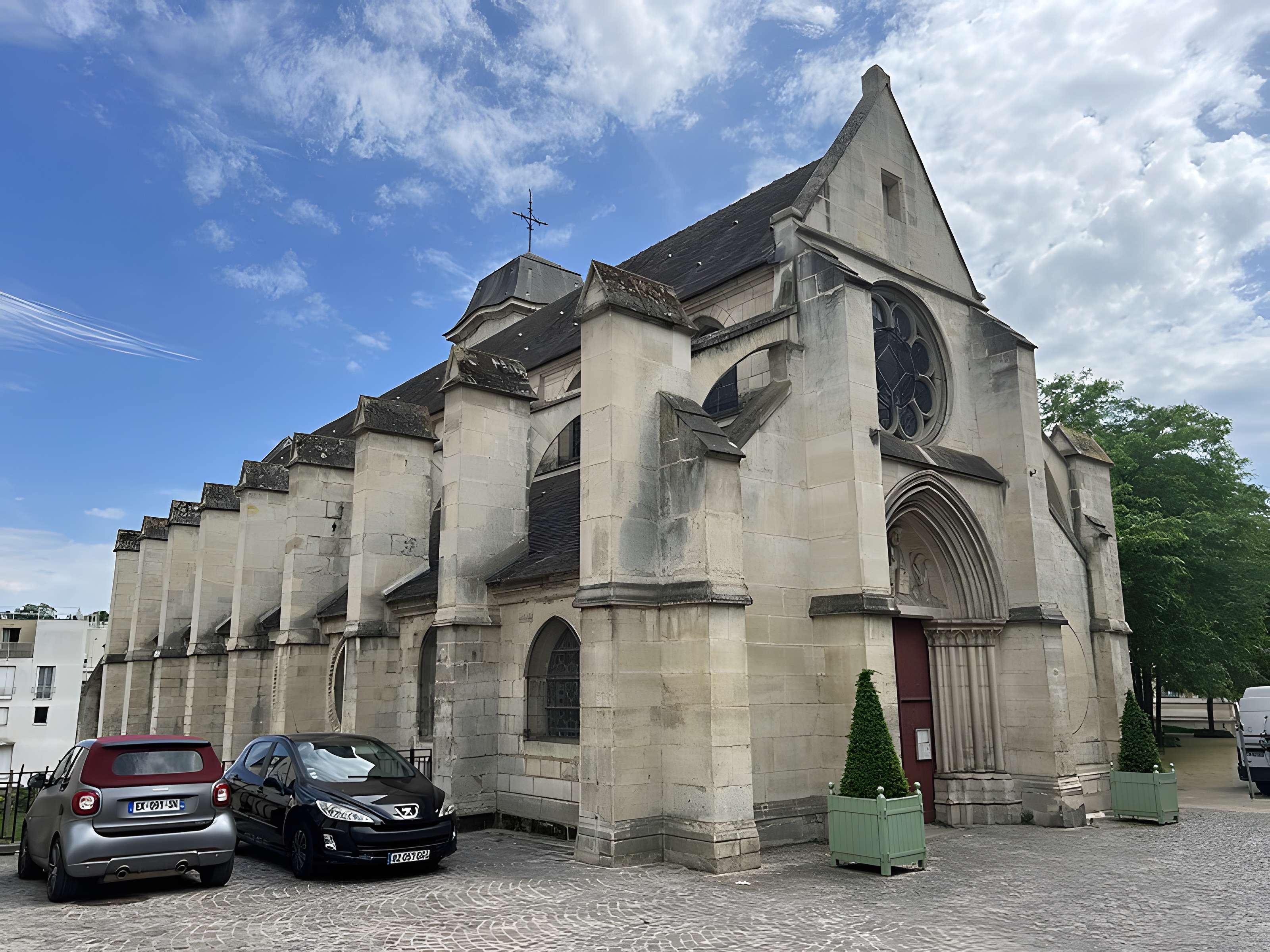 Église Saint-Denys d'Arcueil