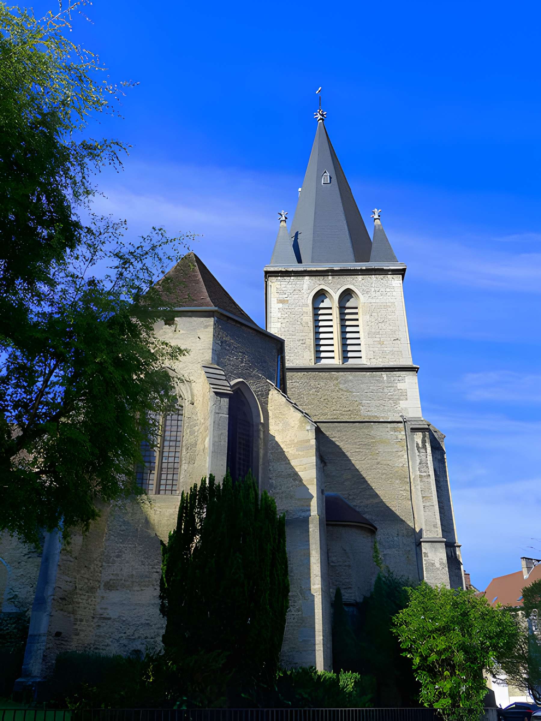 Église Saint-Désiré de Lons-le-Saunier