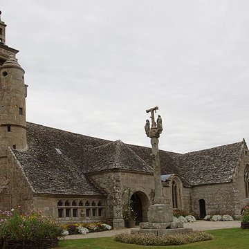 Église Saint-Dogmaël de Ploulech