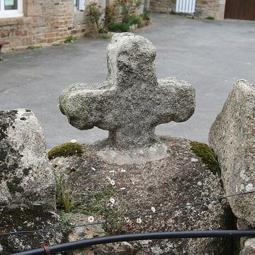 Église Saint-Dogmaël de Ploulech