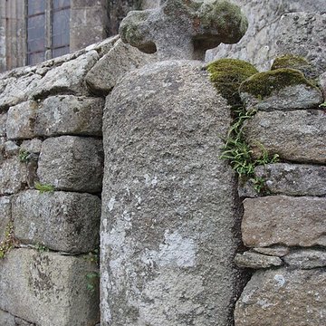 Église Saint-Dogmaël de Ploulech