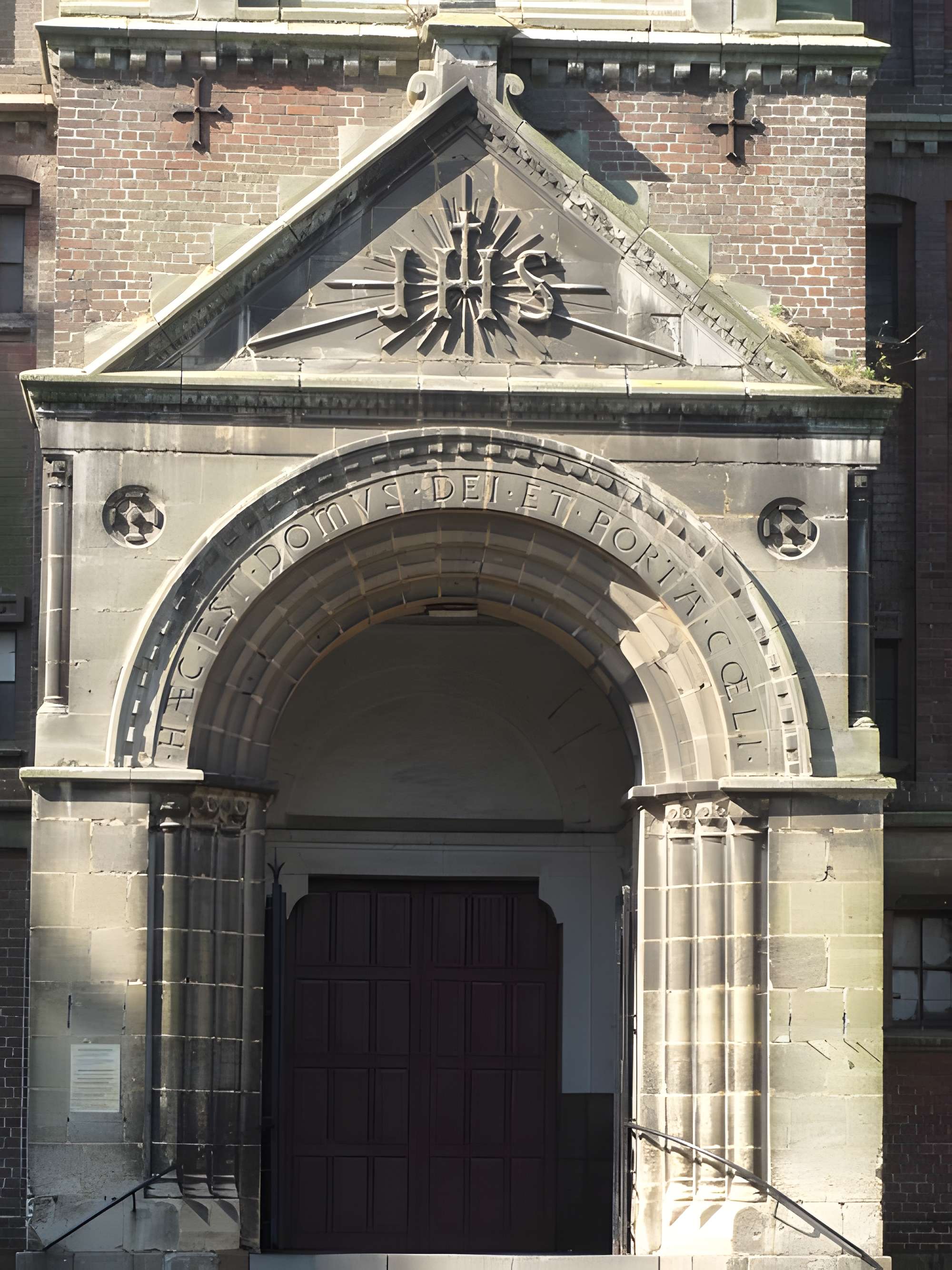 Église Sainte-Barbe de Noeux-les-Mines
