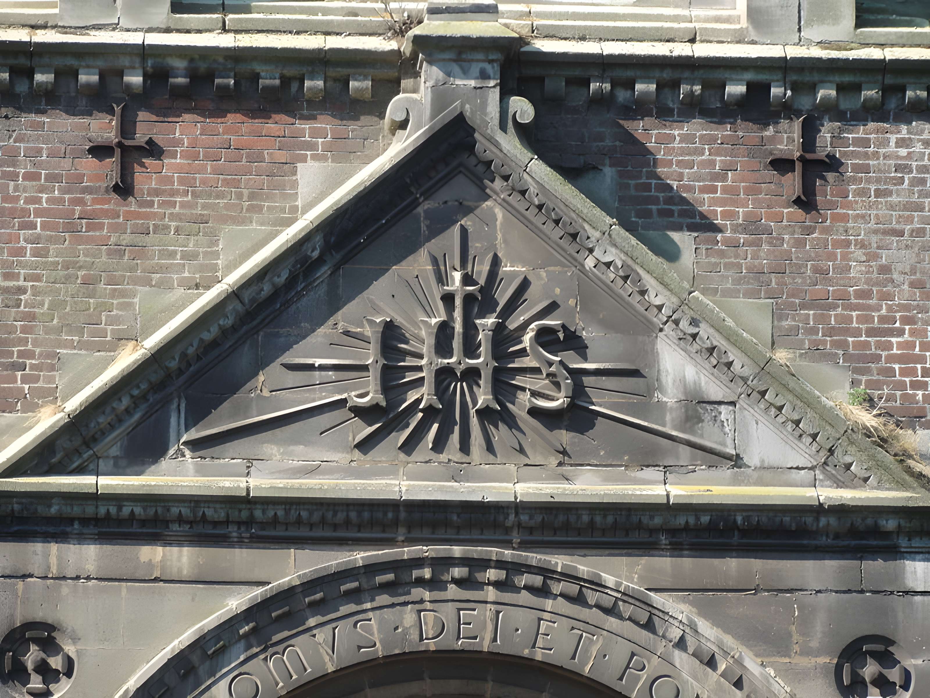 Église Sainte-Barbe de Noeux-les-Mines