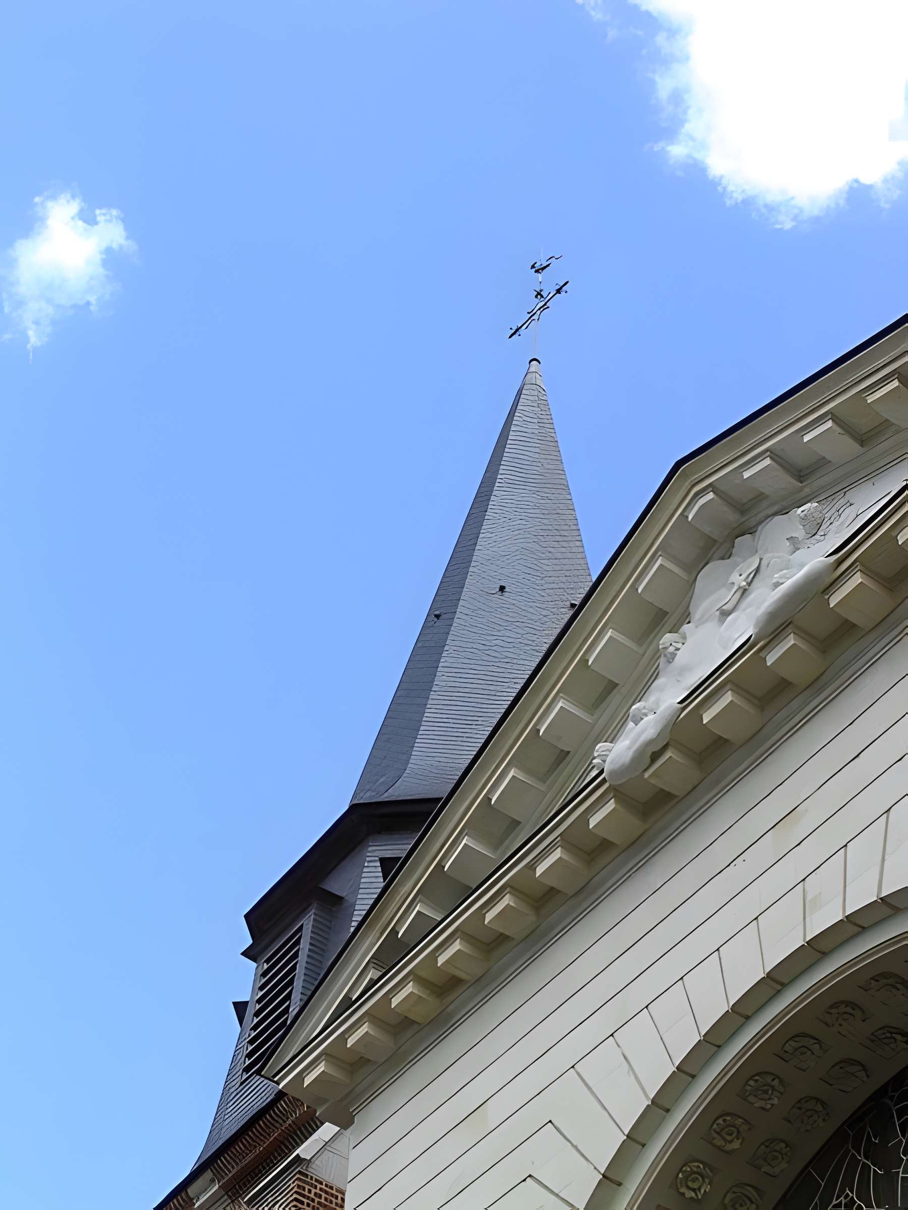 Église Sainte-Cécile d'Acquigny