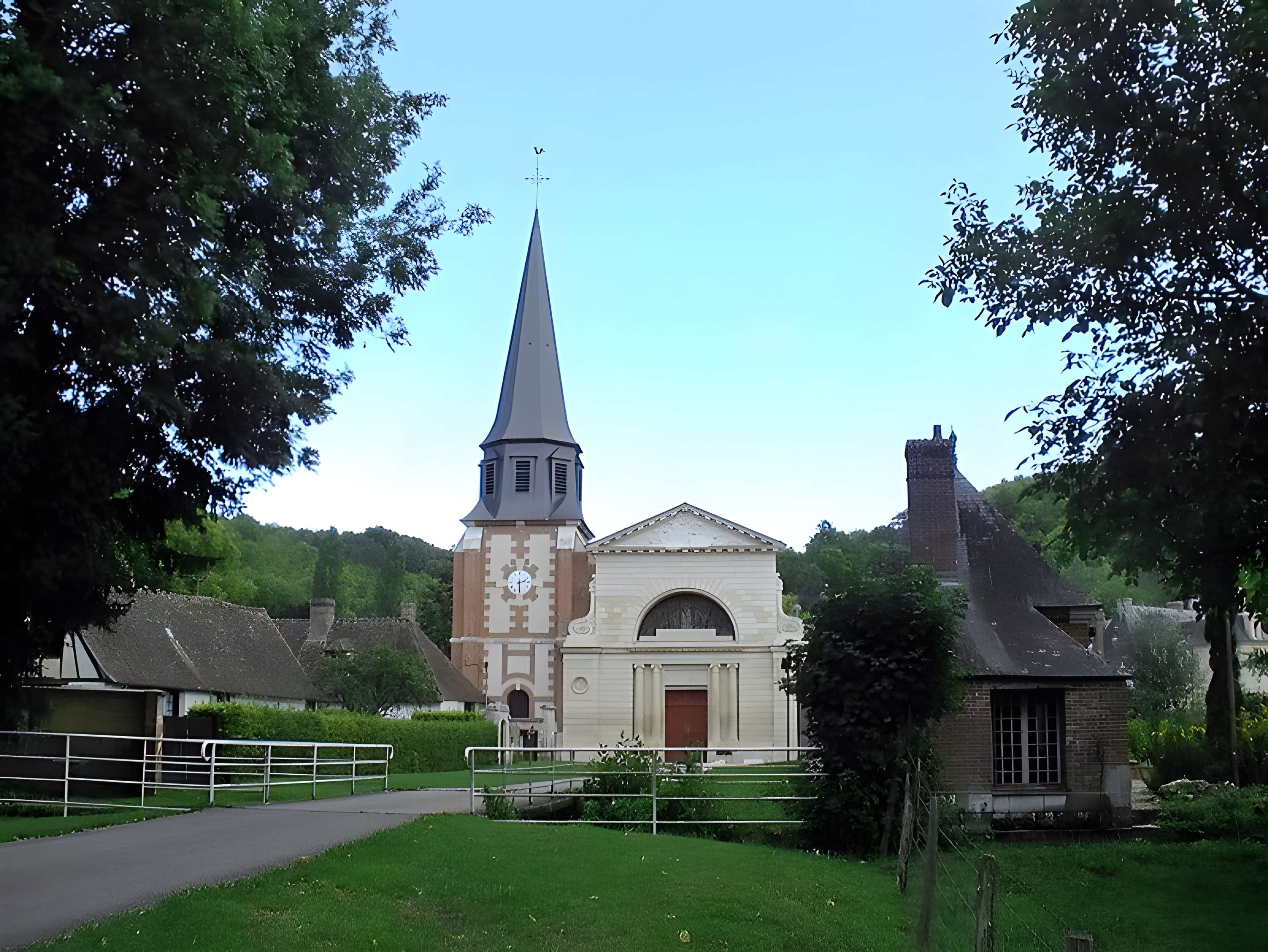Église Sainte-Cécile d'Acquigny