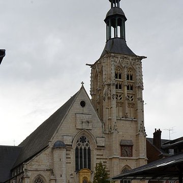 Église Sainte-Croix de Bernay