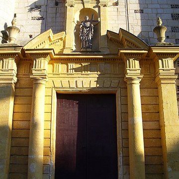 Église Sainte-Croix de Bernay