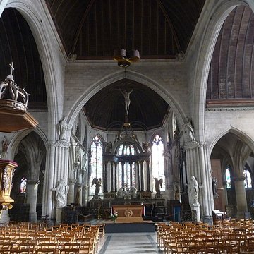Église Sainte-Croix de Bernay