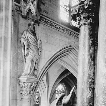 Église Sainte-Croix de Bernay