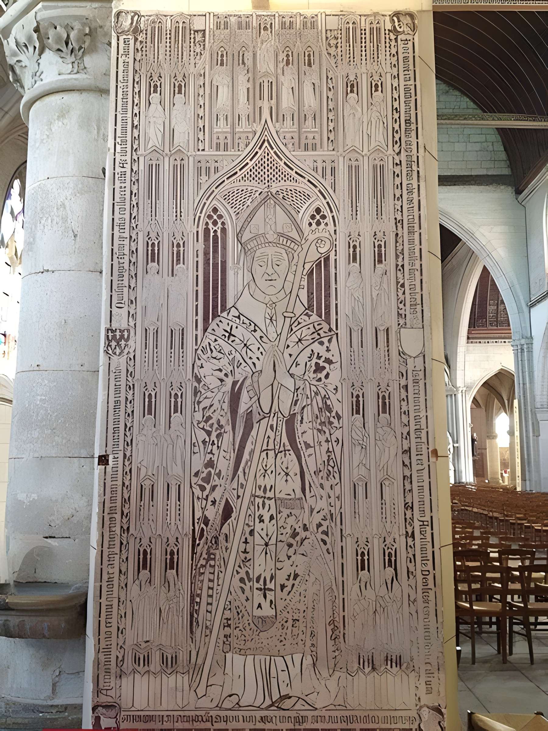 Église Sainte-Croix de Bernay