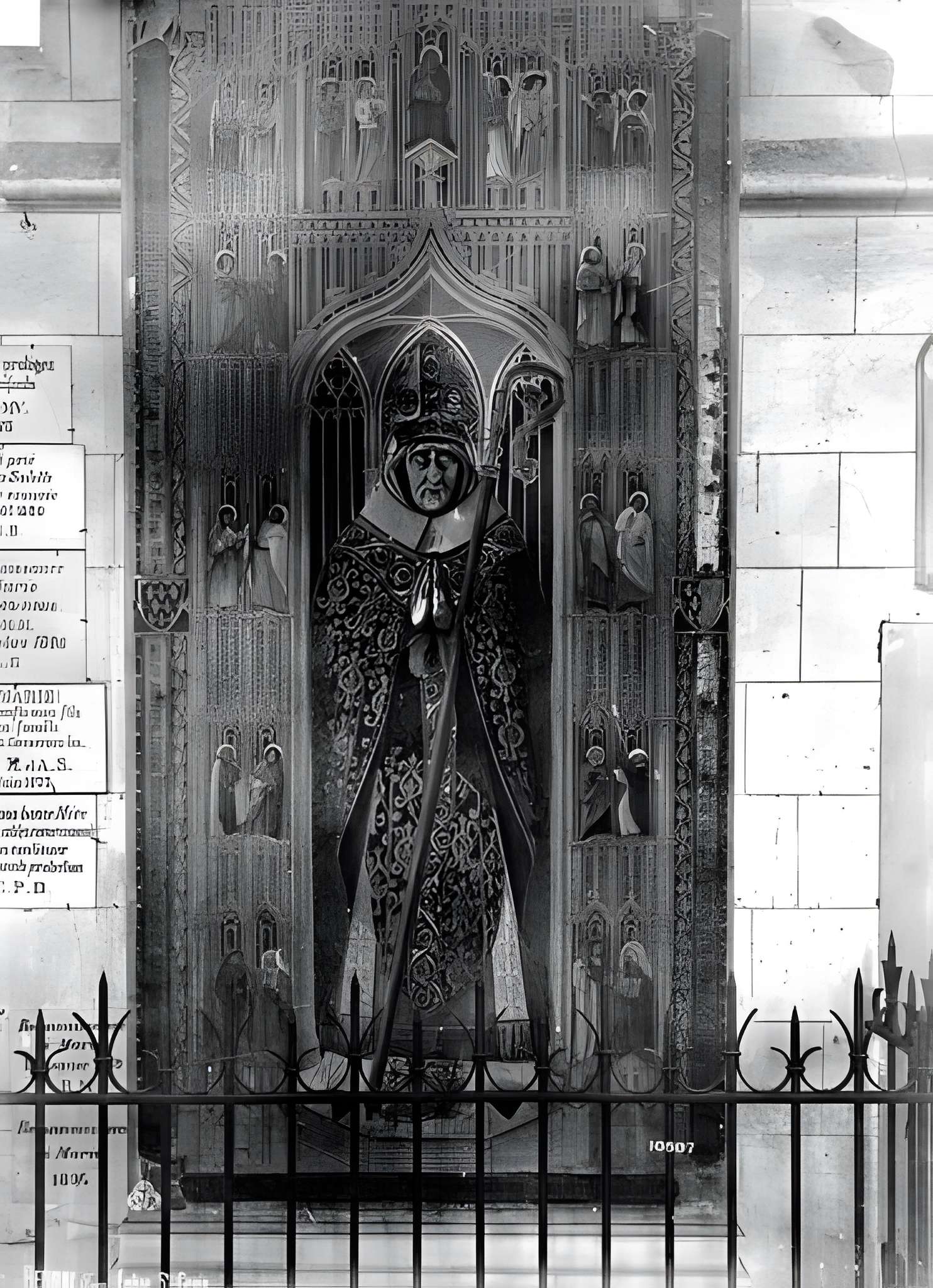 Église Sainte-Croix de Bernay