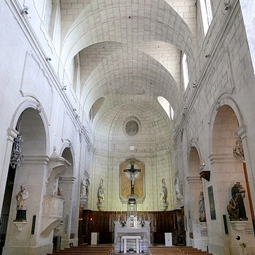 Église Sainte-Croix de Maussane-les-Alpilles