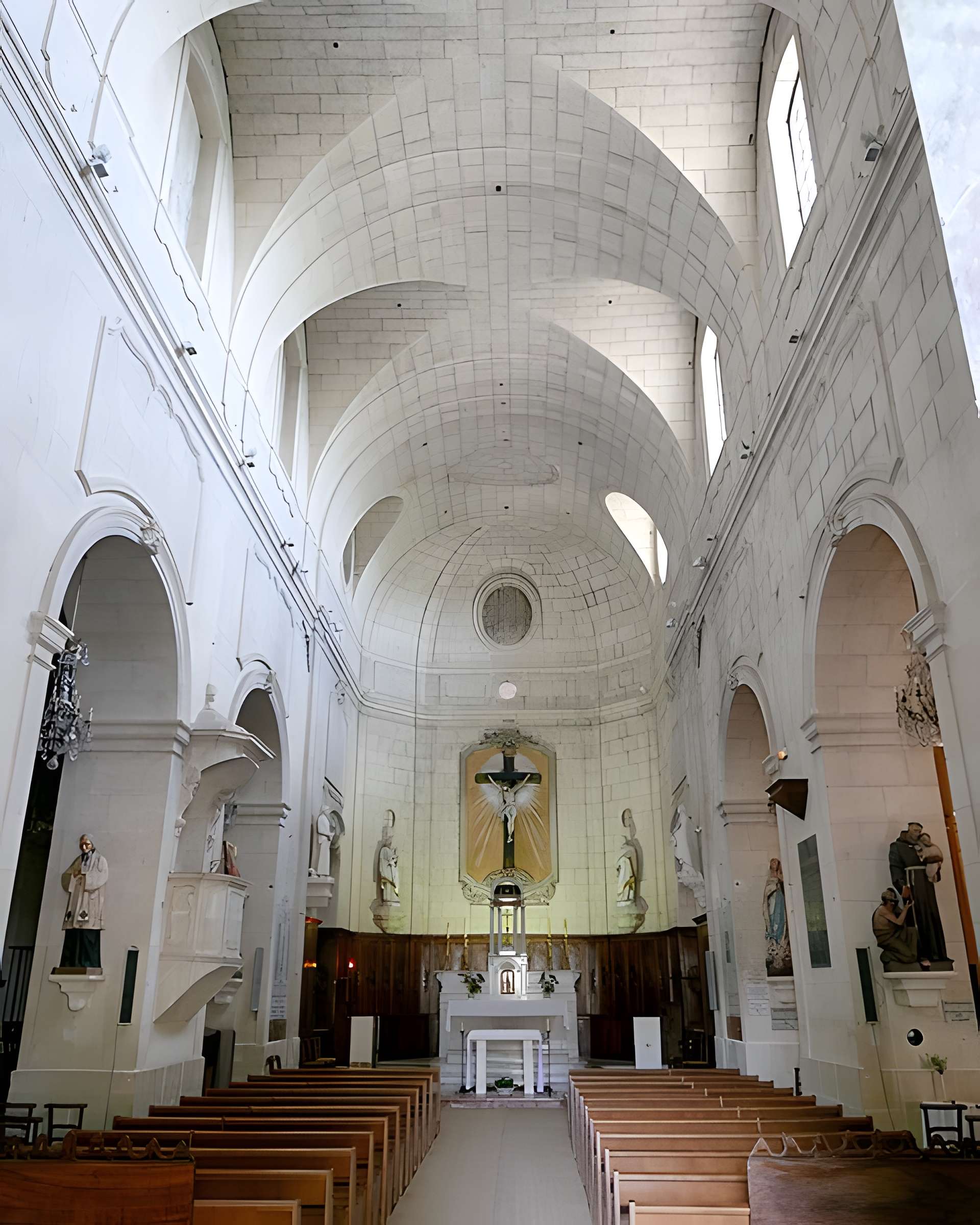Église Sainte-Croix de Maussane-les-Alpilles