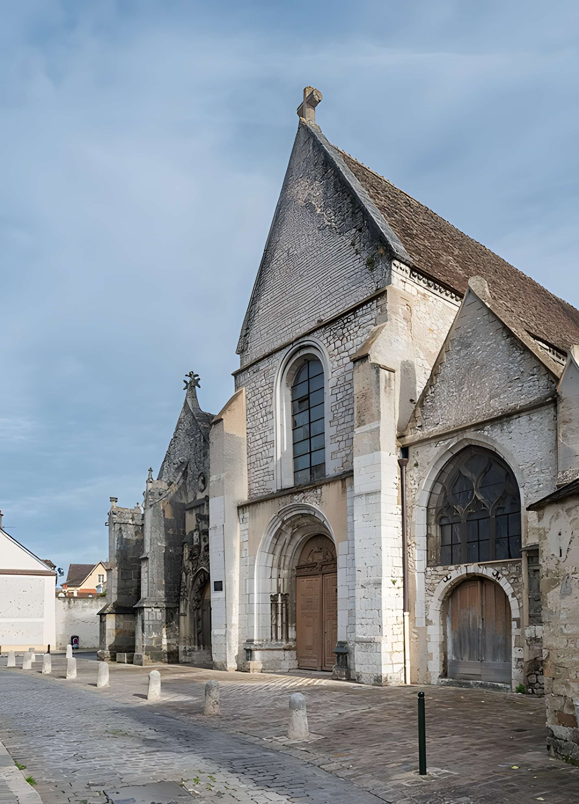 Église Sainte-Croix de Provins