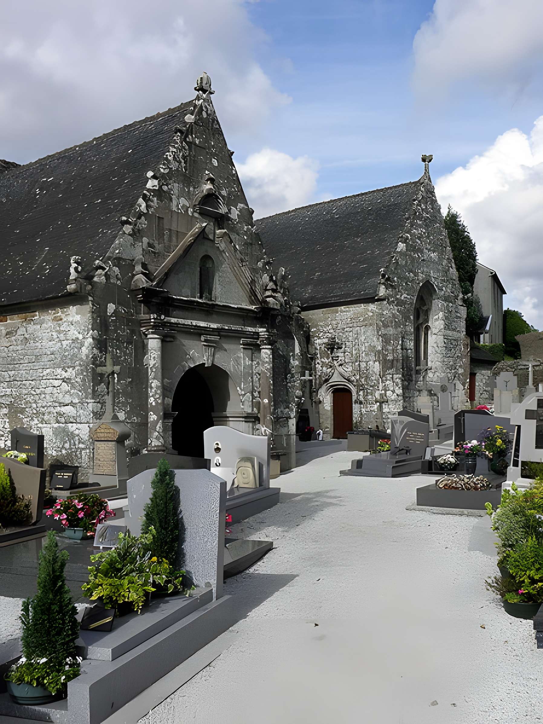 Église Saint-Edern de Lannédern