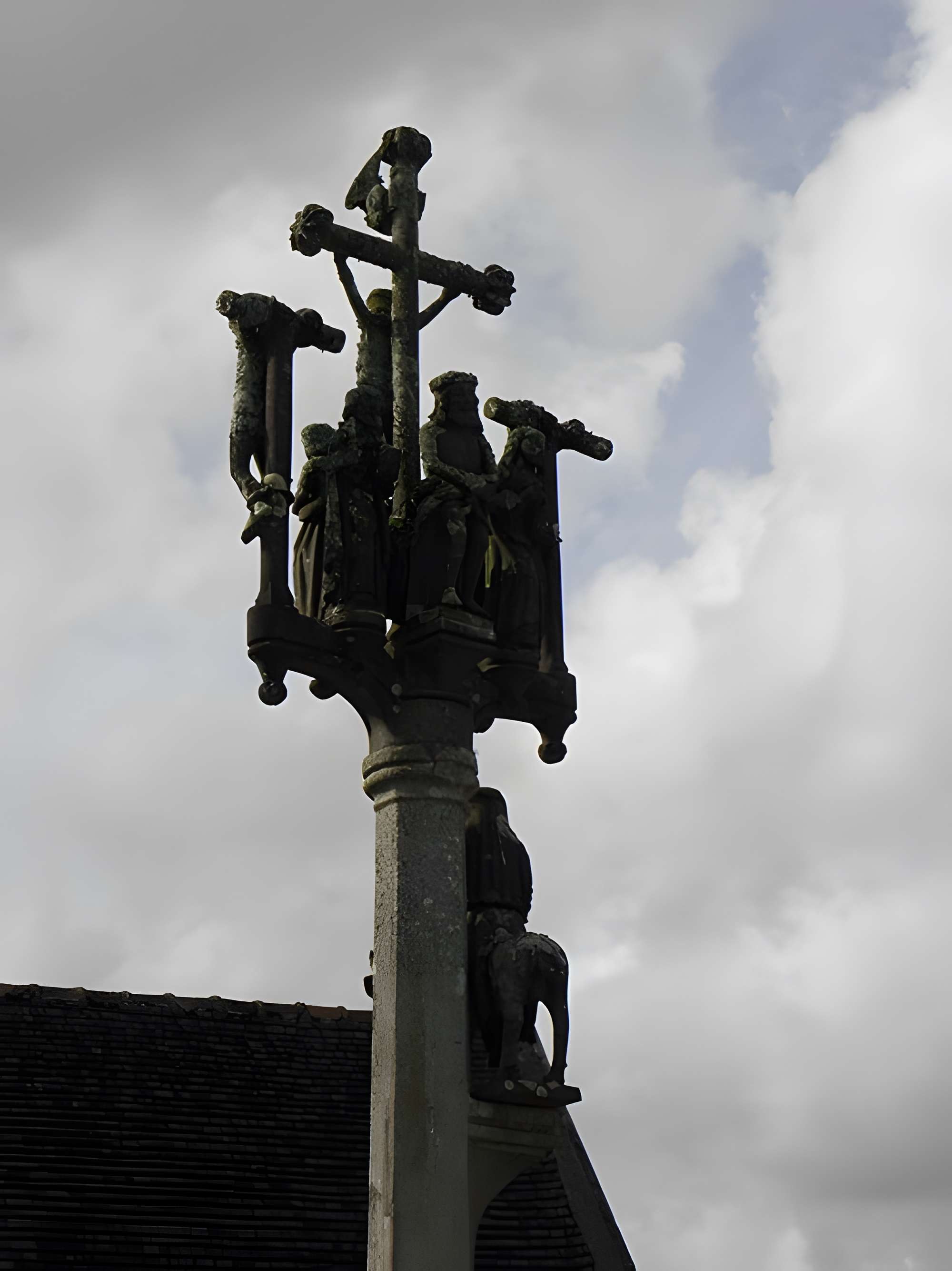 Église Saint-Edern de Lannédern