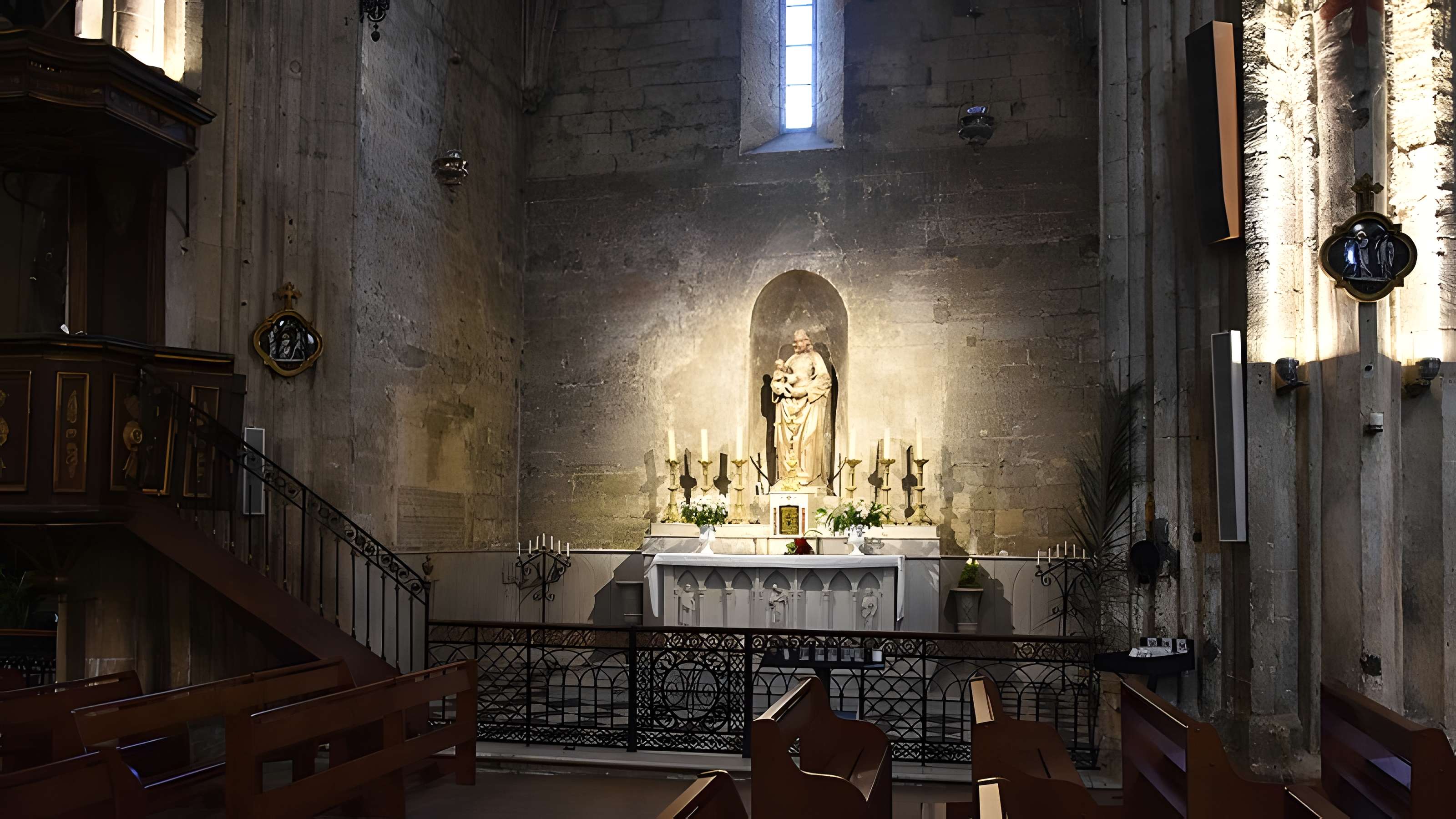 Église Saint-Laurent de Salon-de-Provence