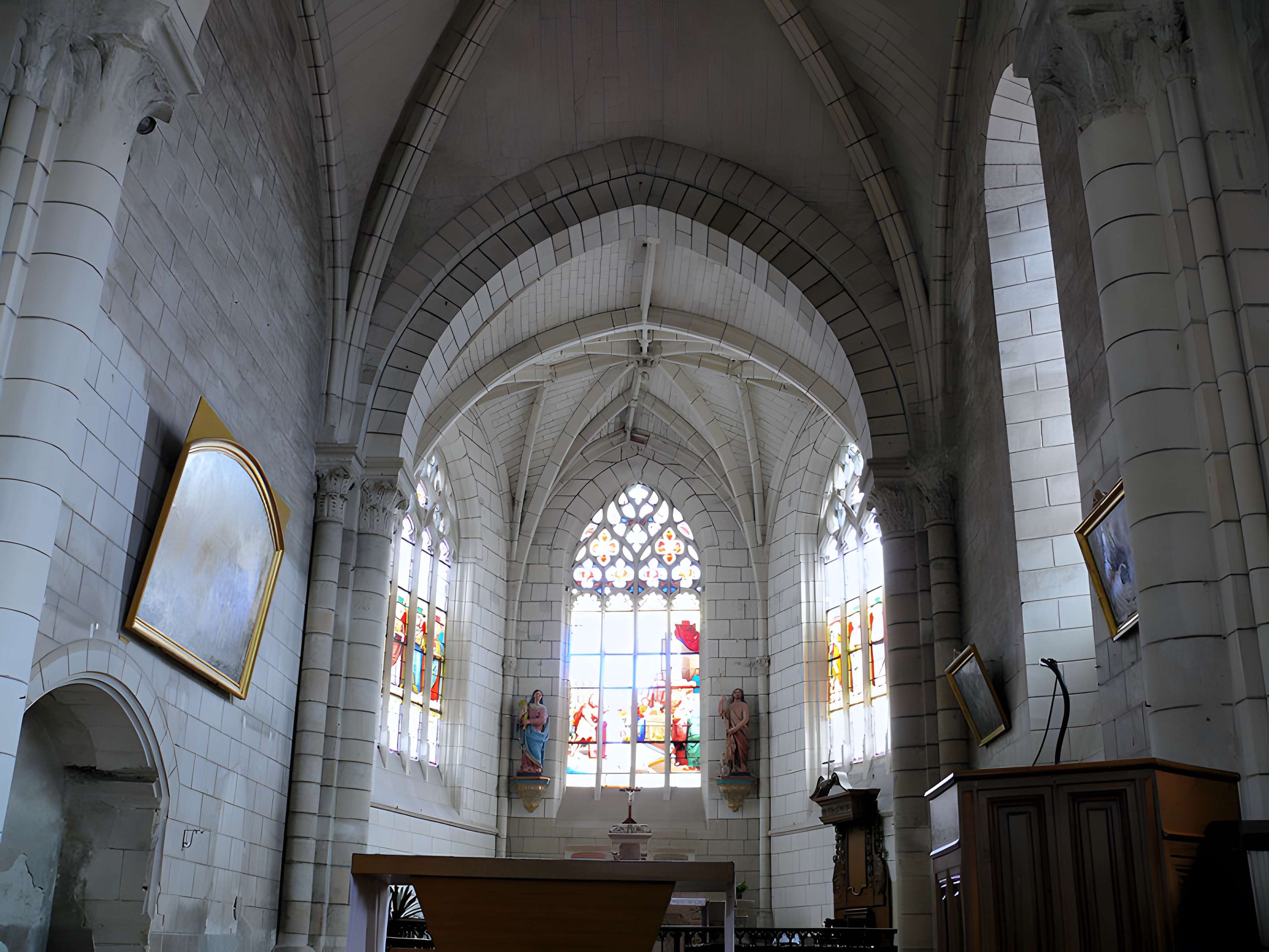 Église Sainte-Eulalie de Genillé