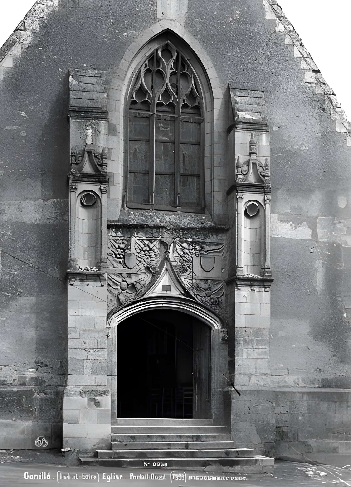 Église Sainte-Eulalie de Genillé