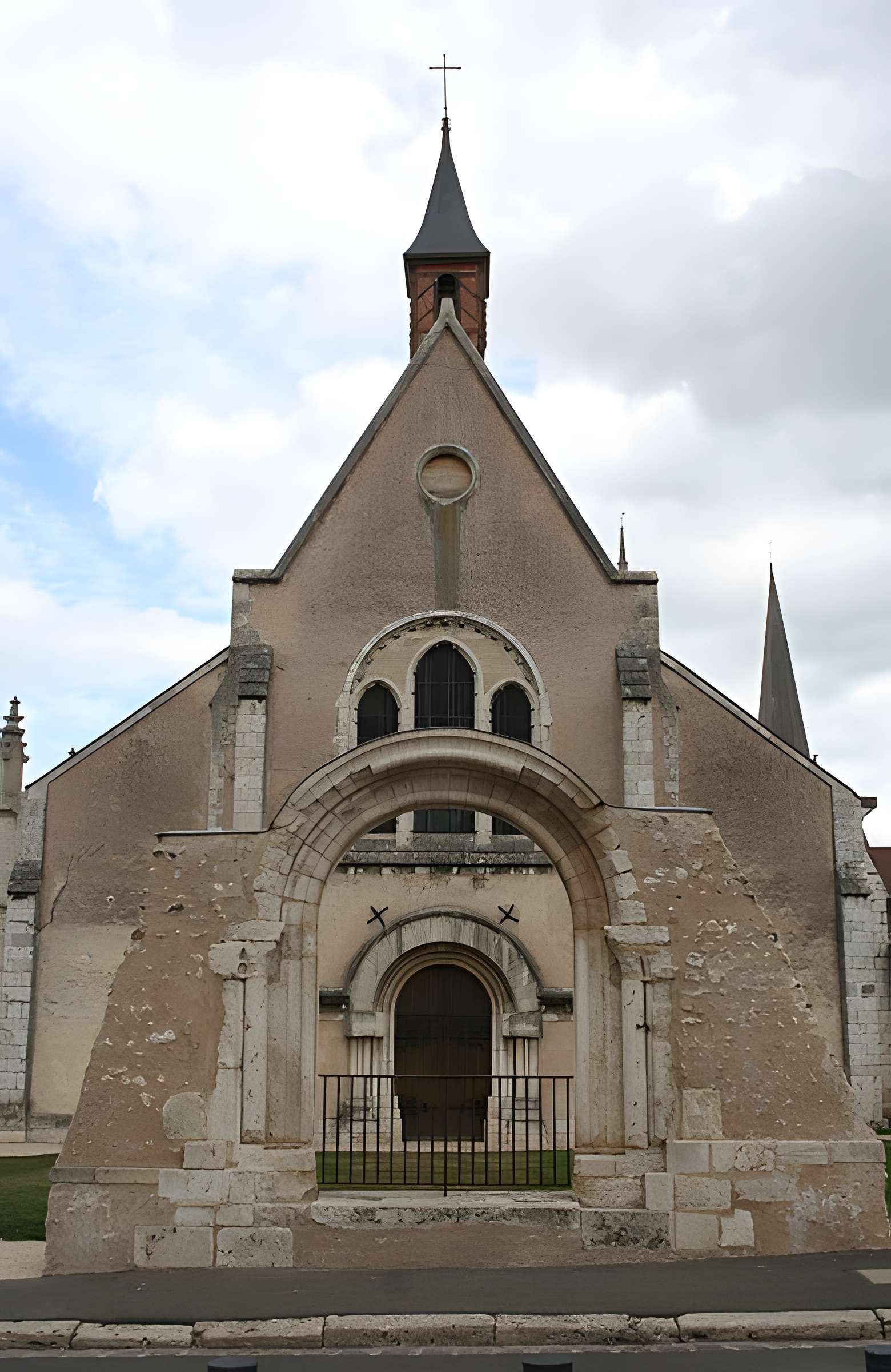 Église Sainte-Foy de Chartres