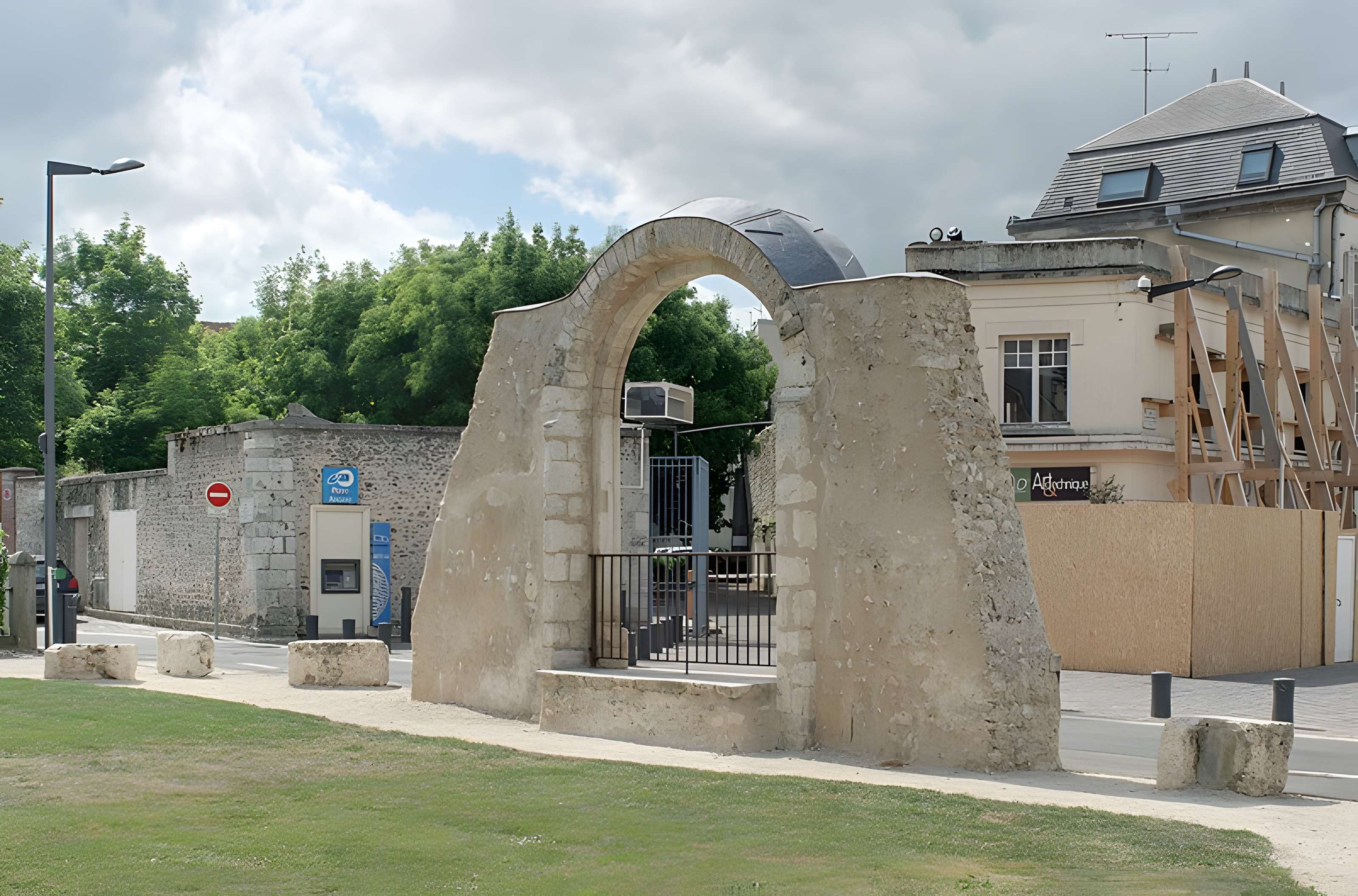 Église Sainte-Foy de Chartres