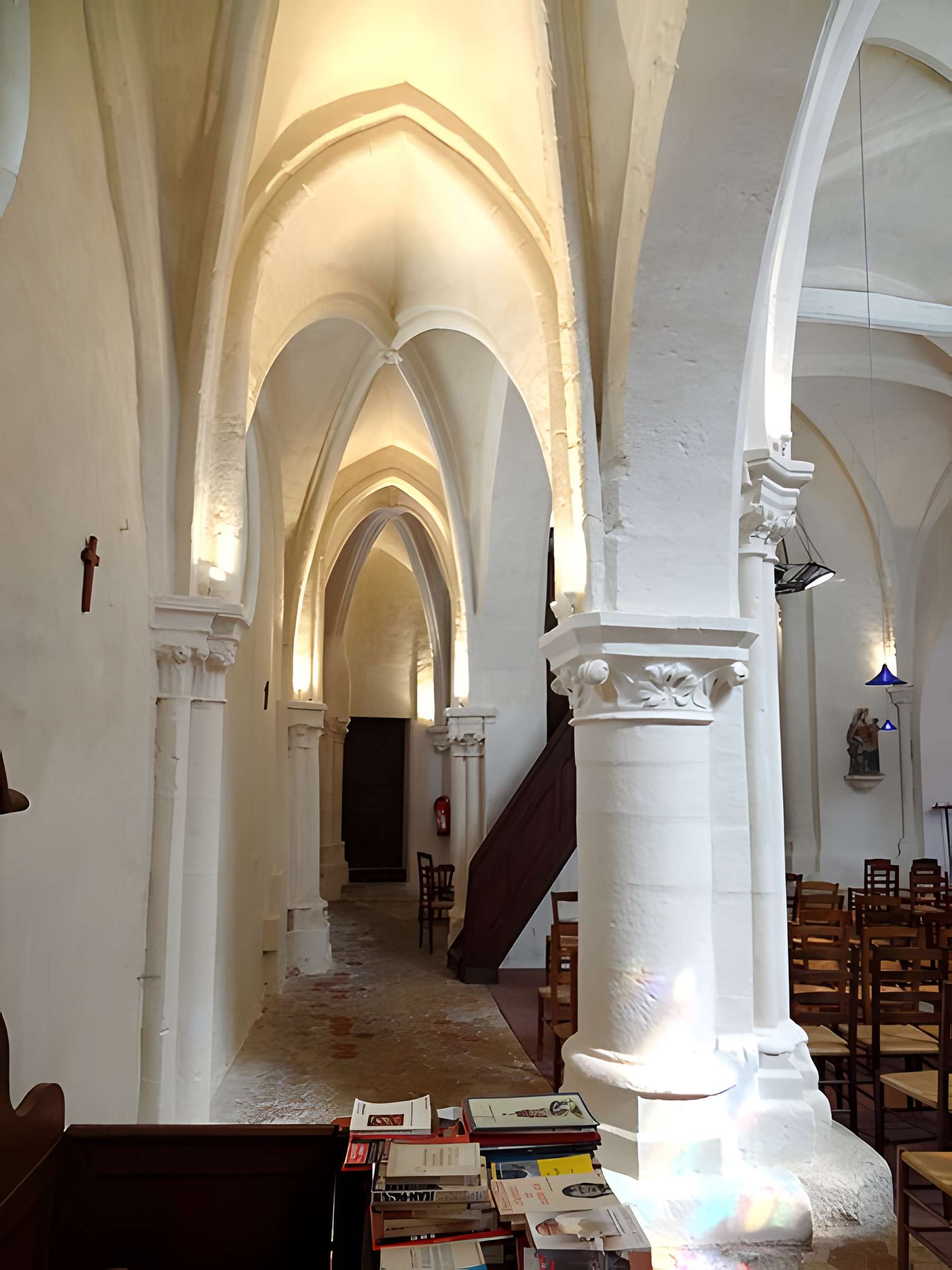 Église Sainte-Geneviève de Feucherolles