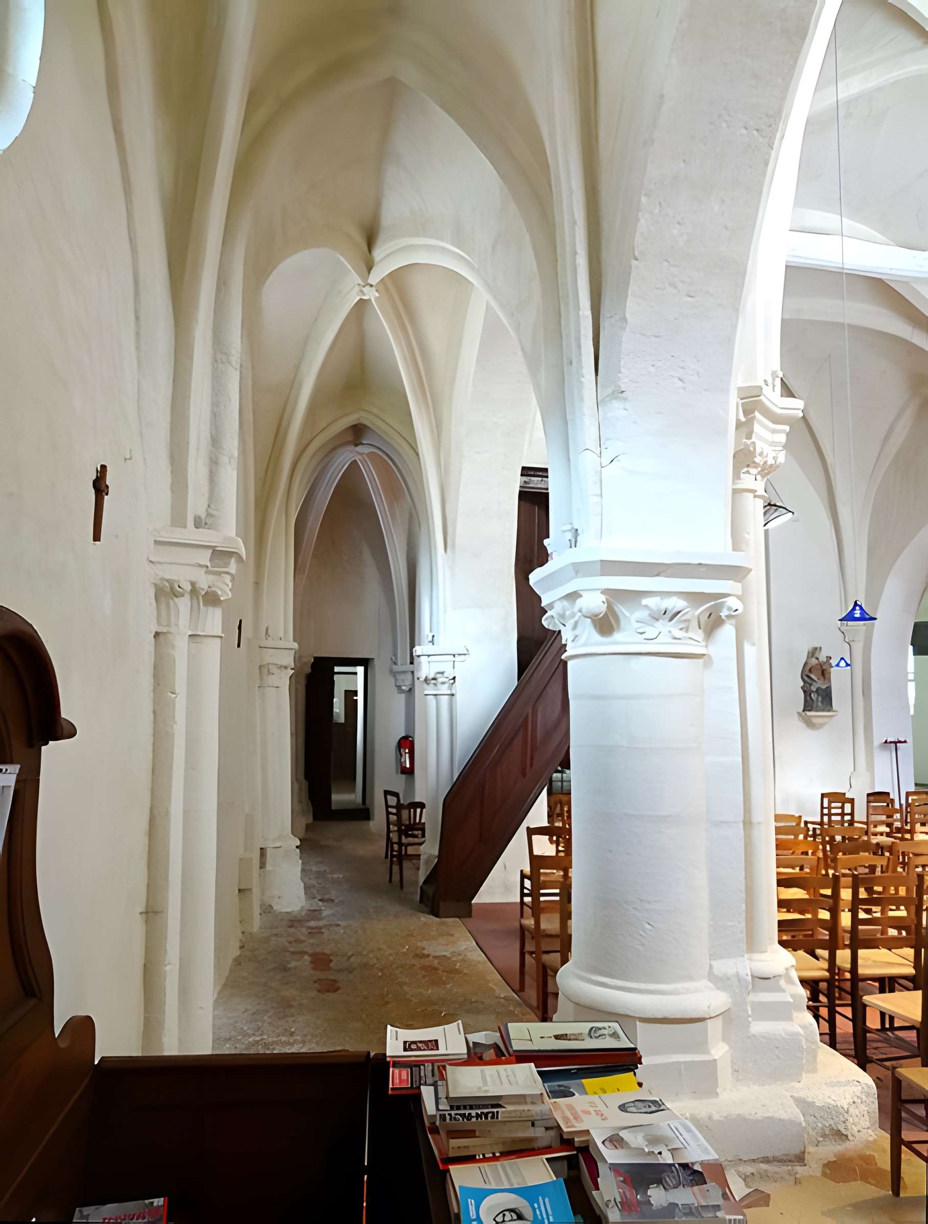 Église Sainte-Geneviève de Feucherolles