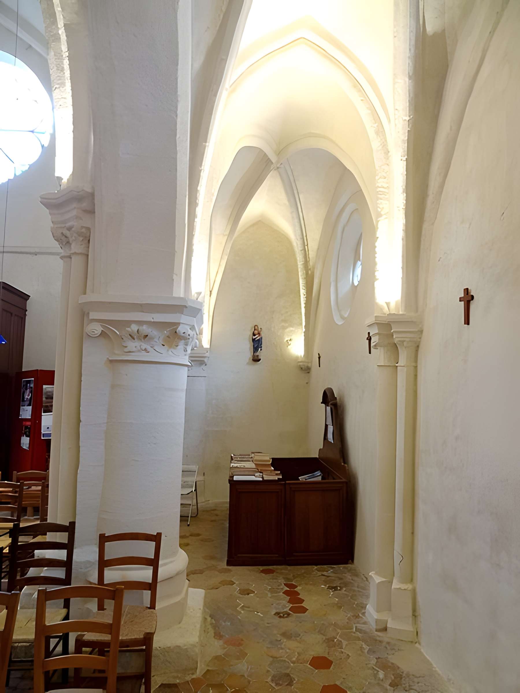 Église Sainte-Geneviève de Feucherolles