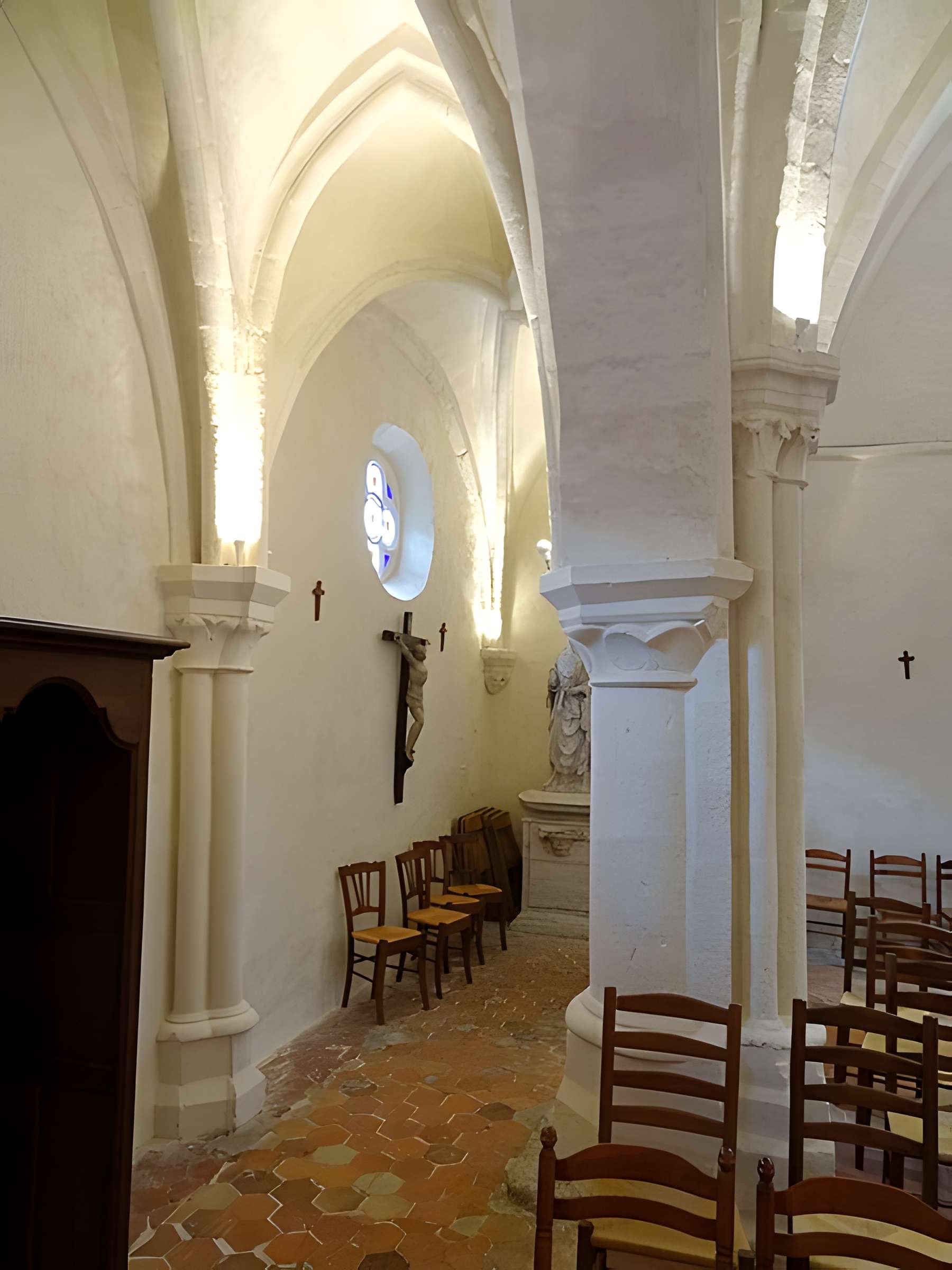 Église Sainte-Geneviève de Feucherolles