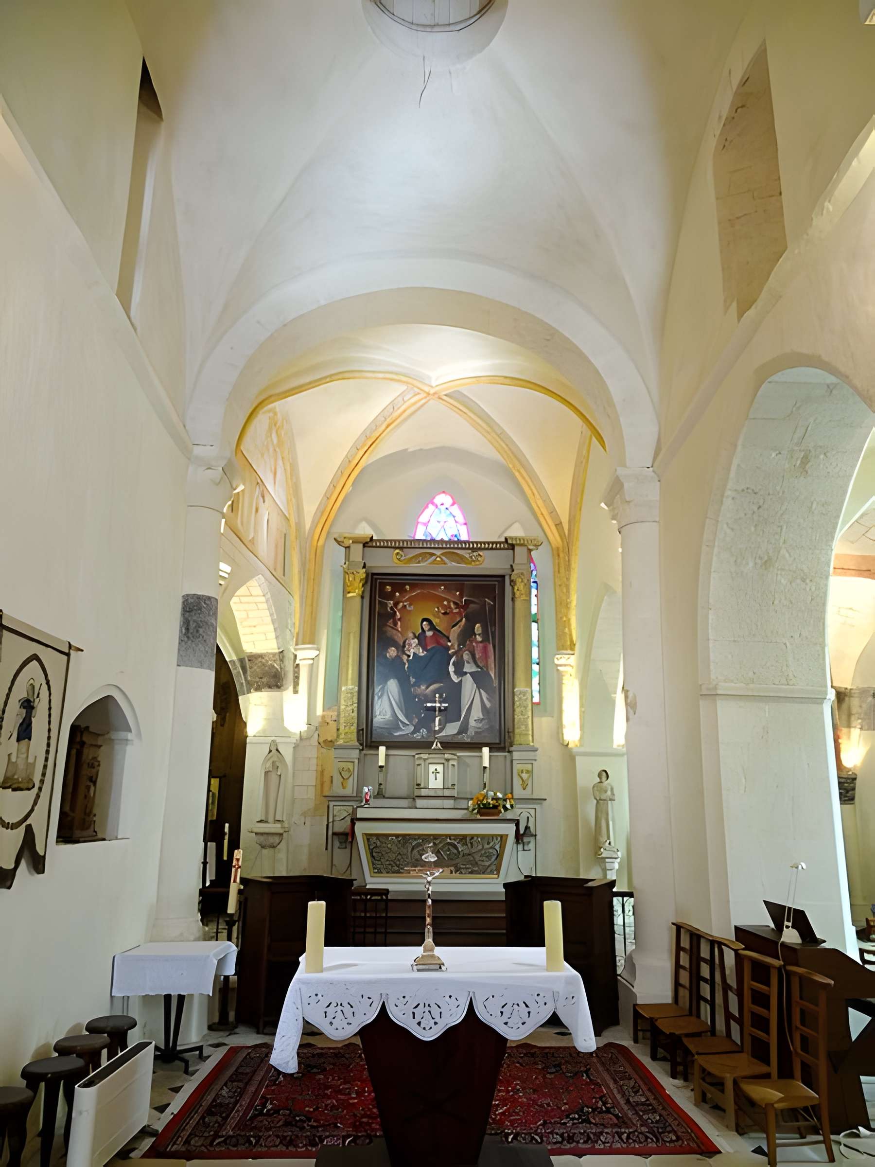 Église Sainte-Geneviève de Feucherolles