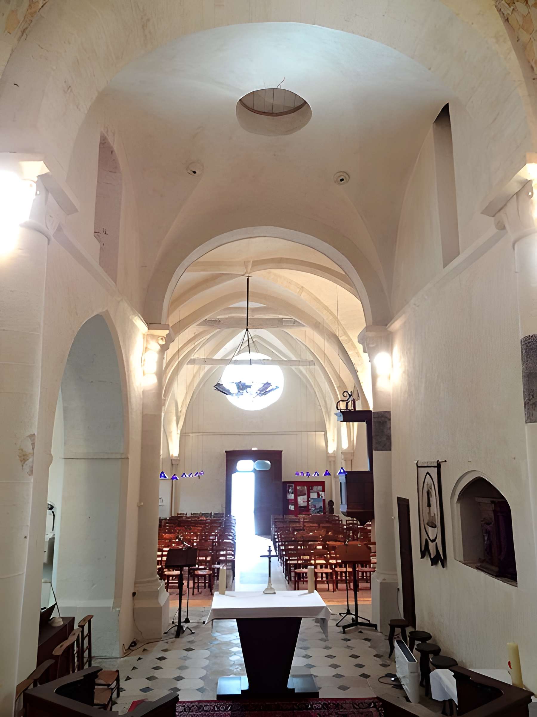 Église Sainte-Geneviève de Feucherolles