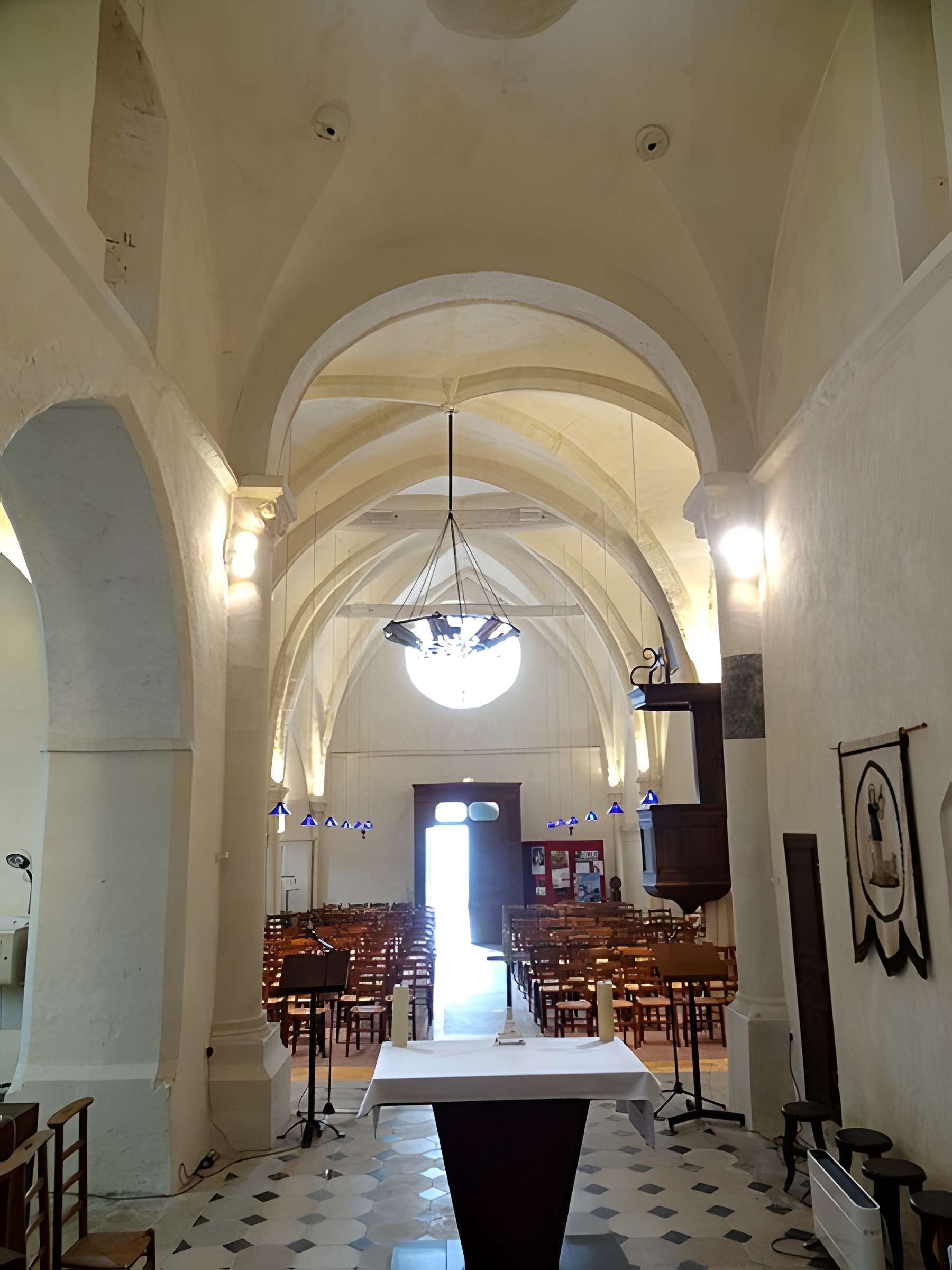 Église Sainte-Geneviève de Feucherolles