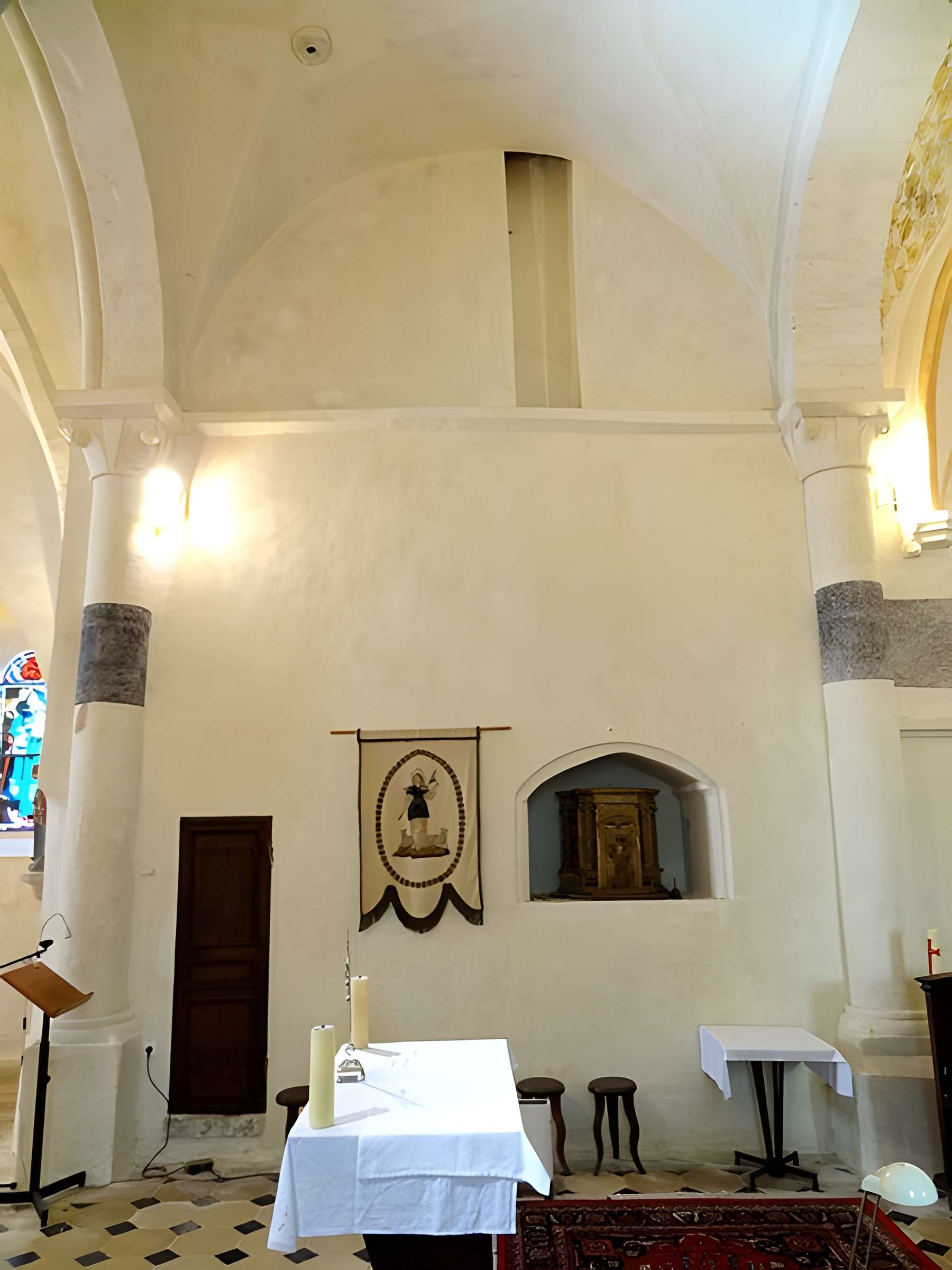 Église Sainte-Geneviève de Feucherolles