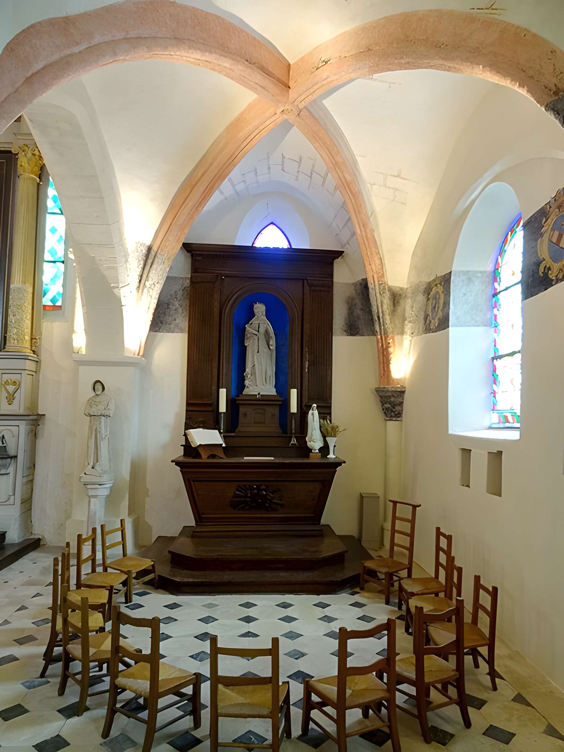 Église Sainte-Geneviève de Feucherolles
